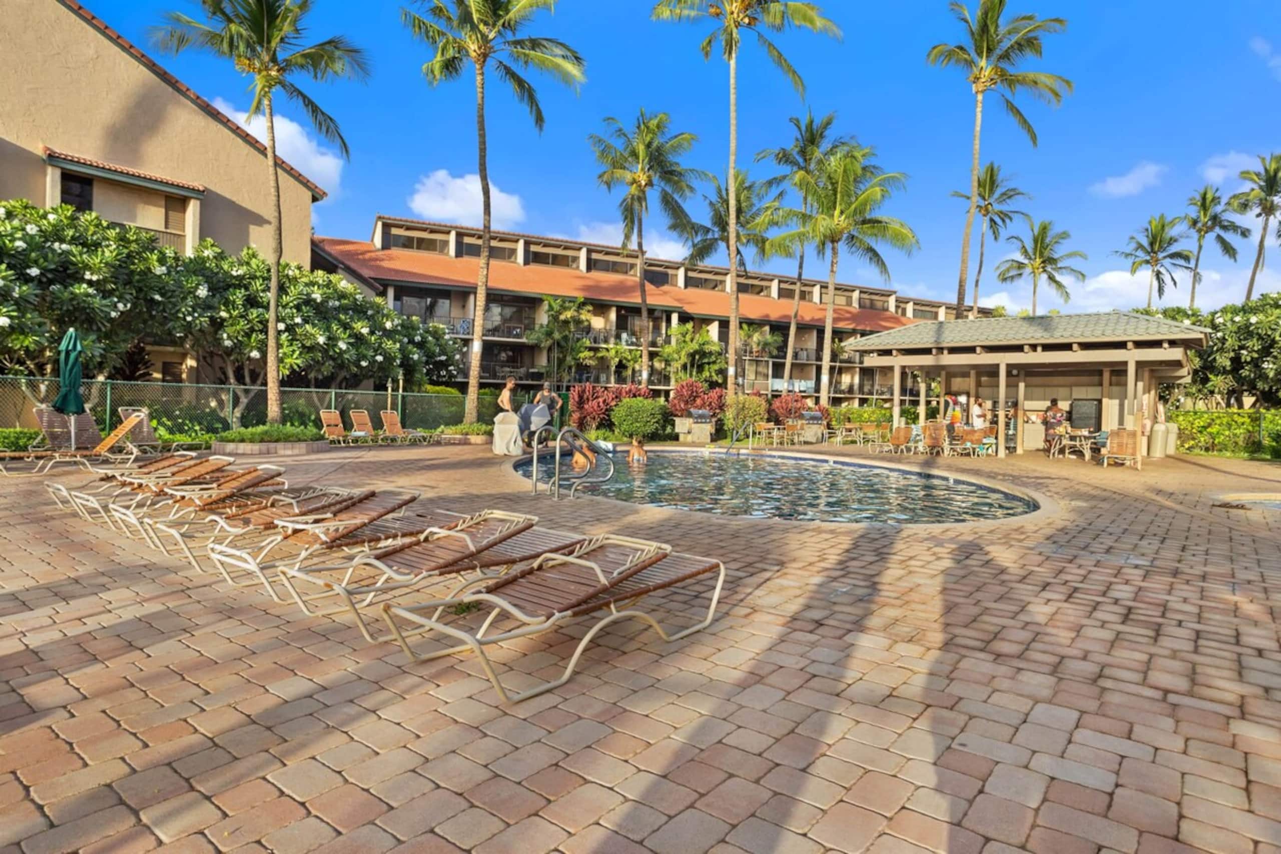 Magnificent Sunsets and Beachfront at Luana Kai - Photo 21