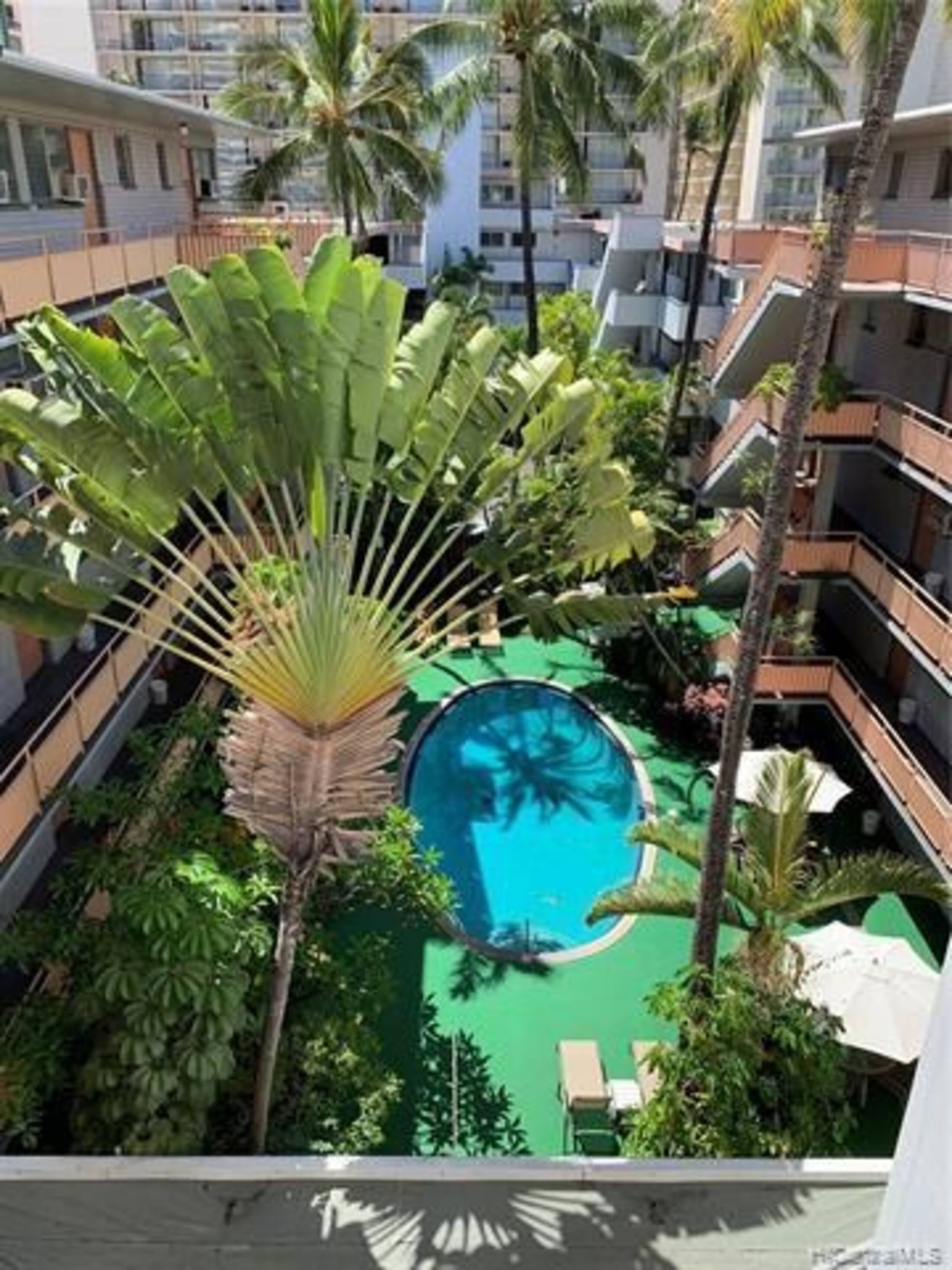 Wakiki condo near beach, kitchen, pool, sleeps 8 - Photo 80
