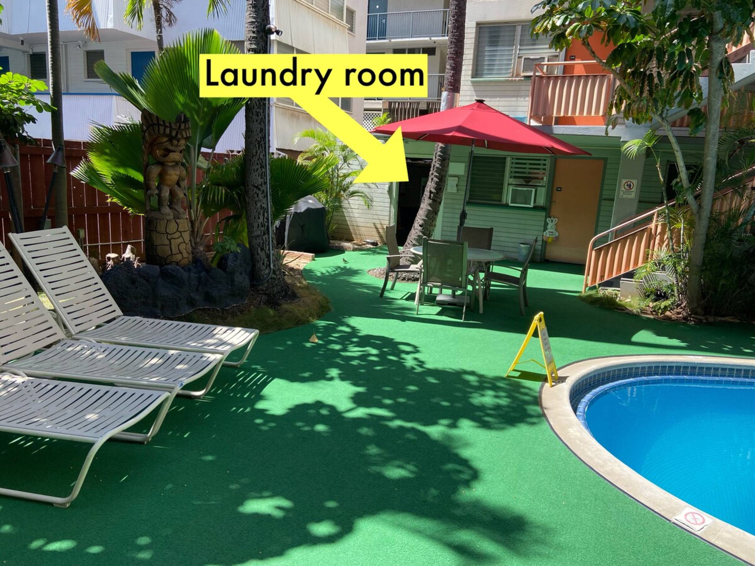 Wakiki condo near beach, kitchen, pool, sleeps 8 - Photo 71