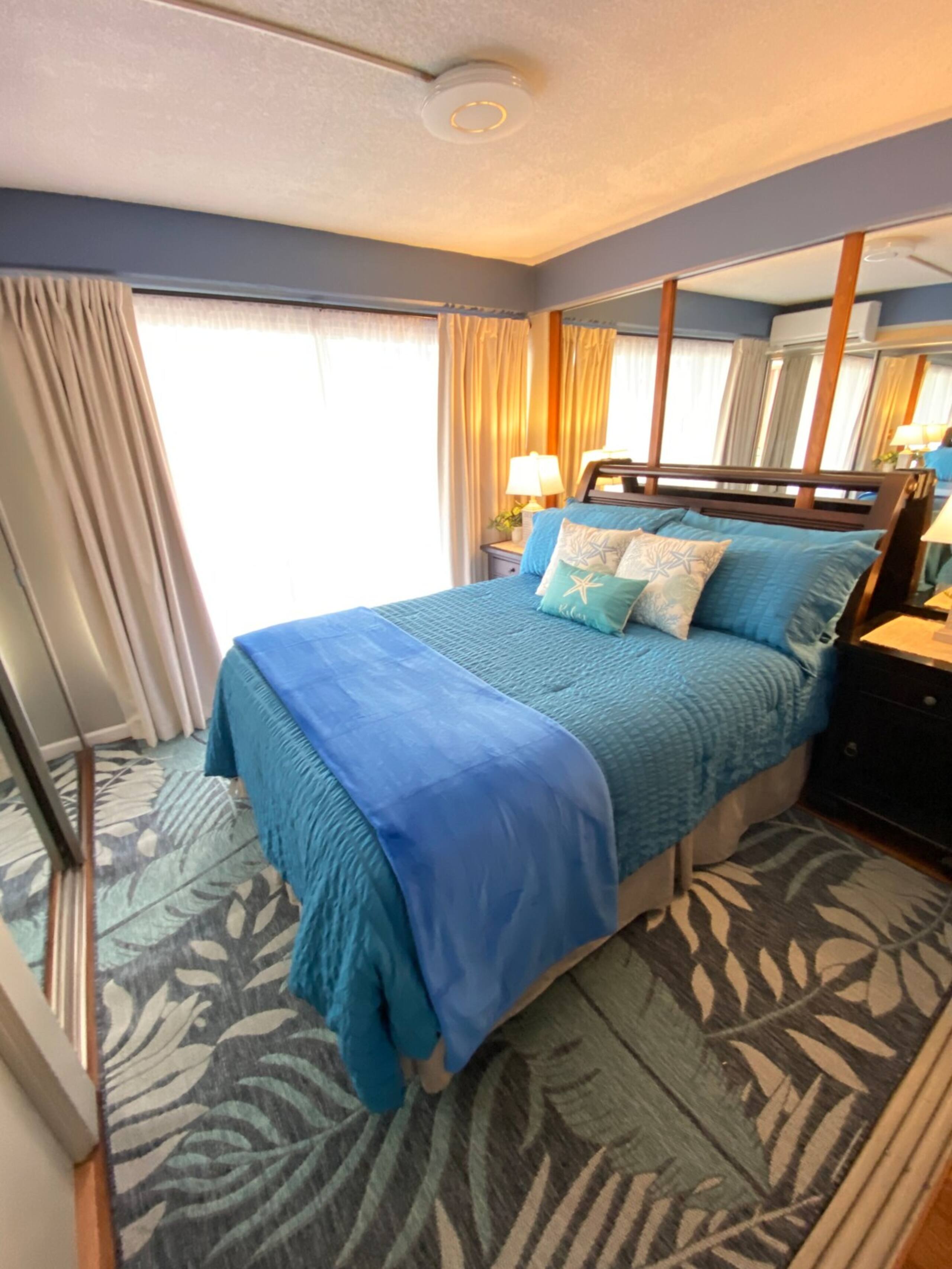 Wakiki condo near beach, kitchen, pool, sleeps 8 - Photo 35