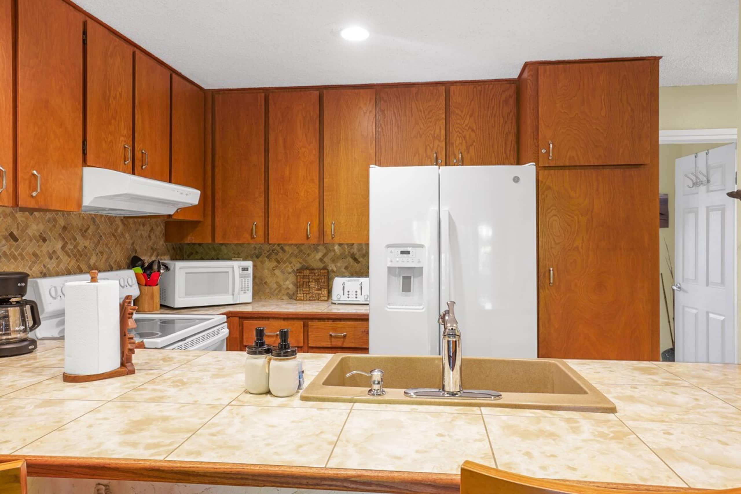 Low rates- A/C-free parking- No resort fees KR103 - Photo 13