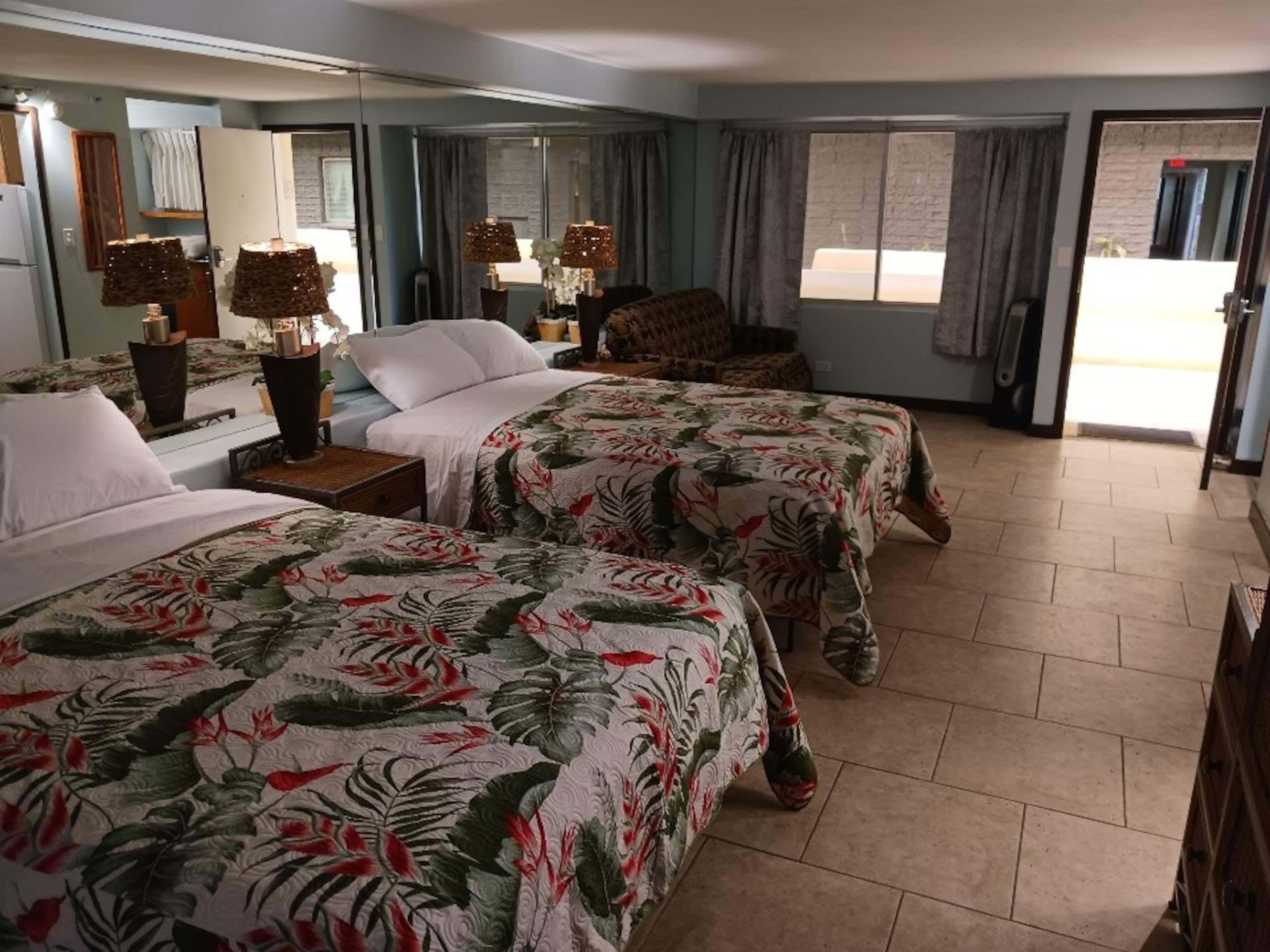 Waikiki - Ocean Front Hotel - Photo 7
