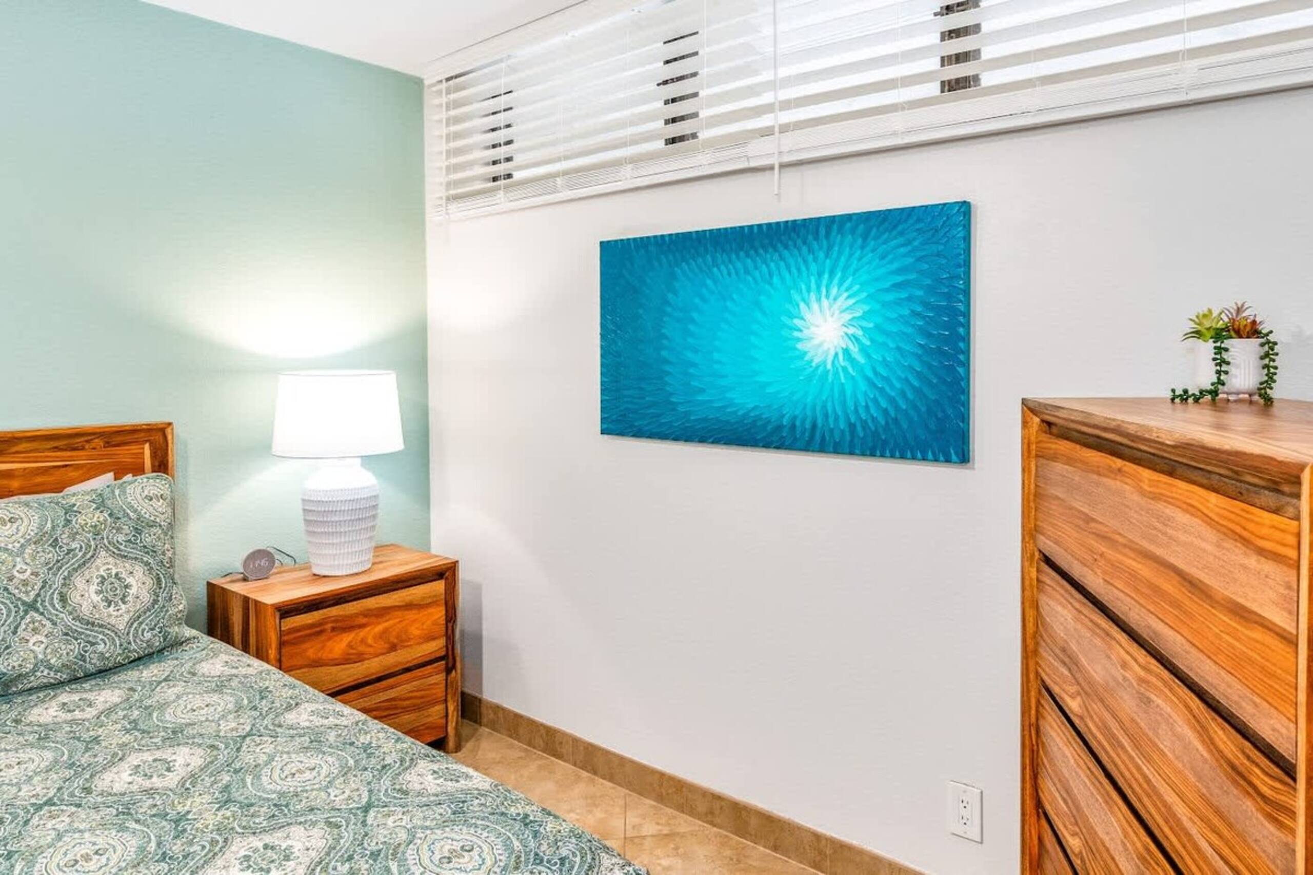 Stylish Hawaiian Tropical Oceanview Vistas - Photo 18