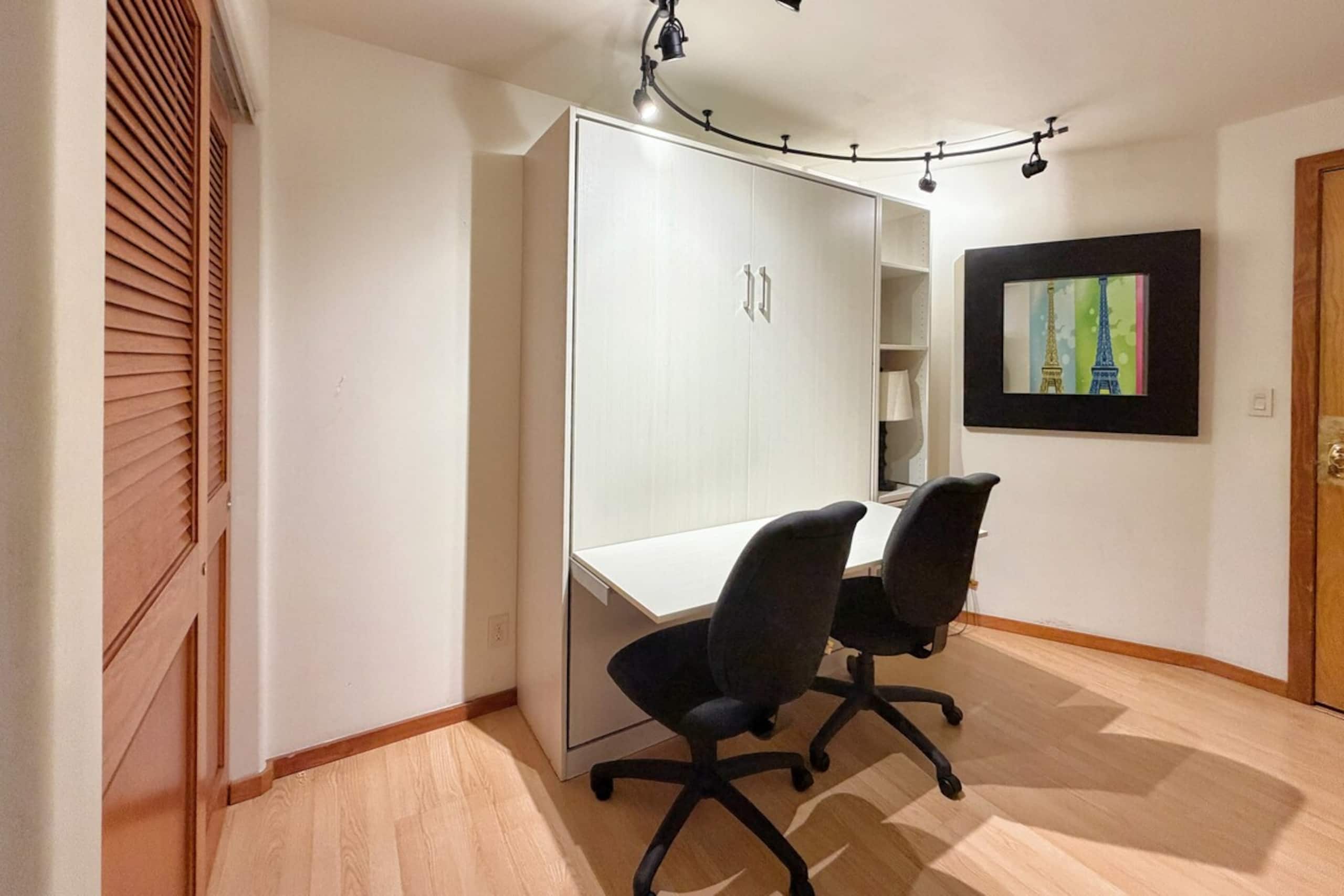 Oceanview Downtown Suite - Photo 10