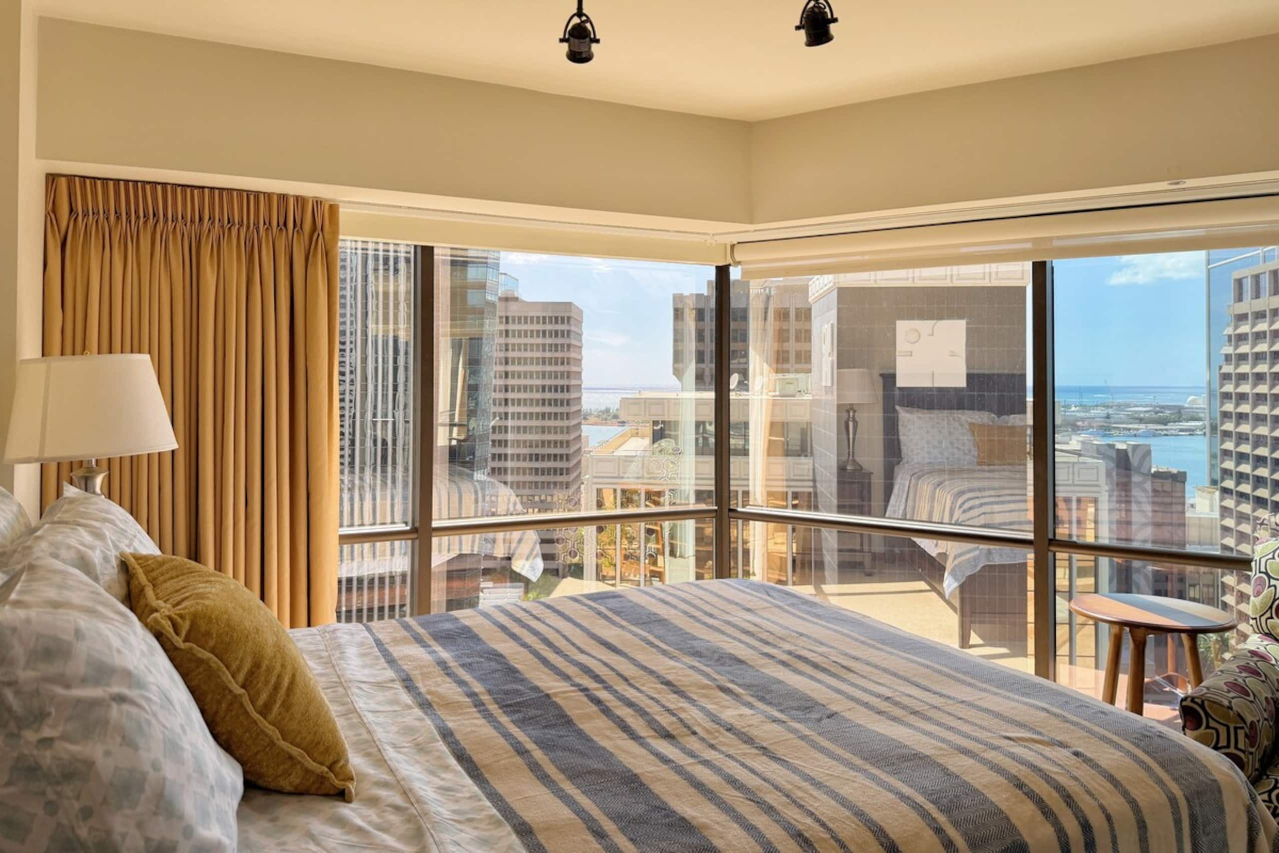 Oceanview Downtown Suite - Photo 14