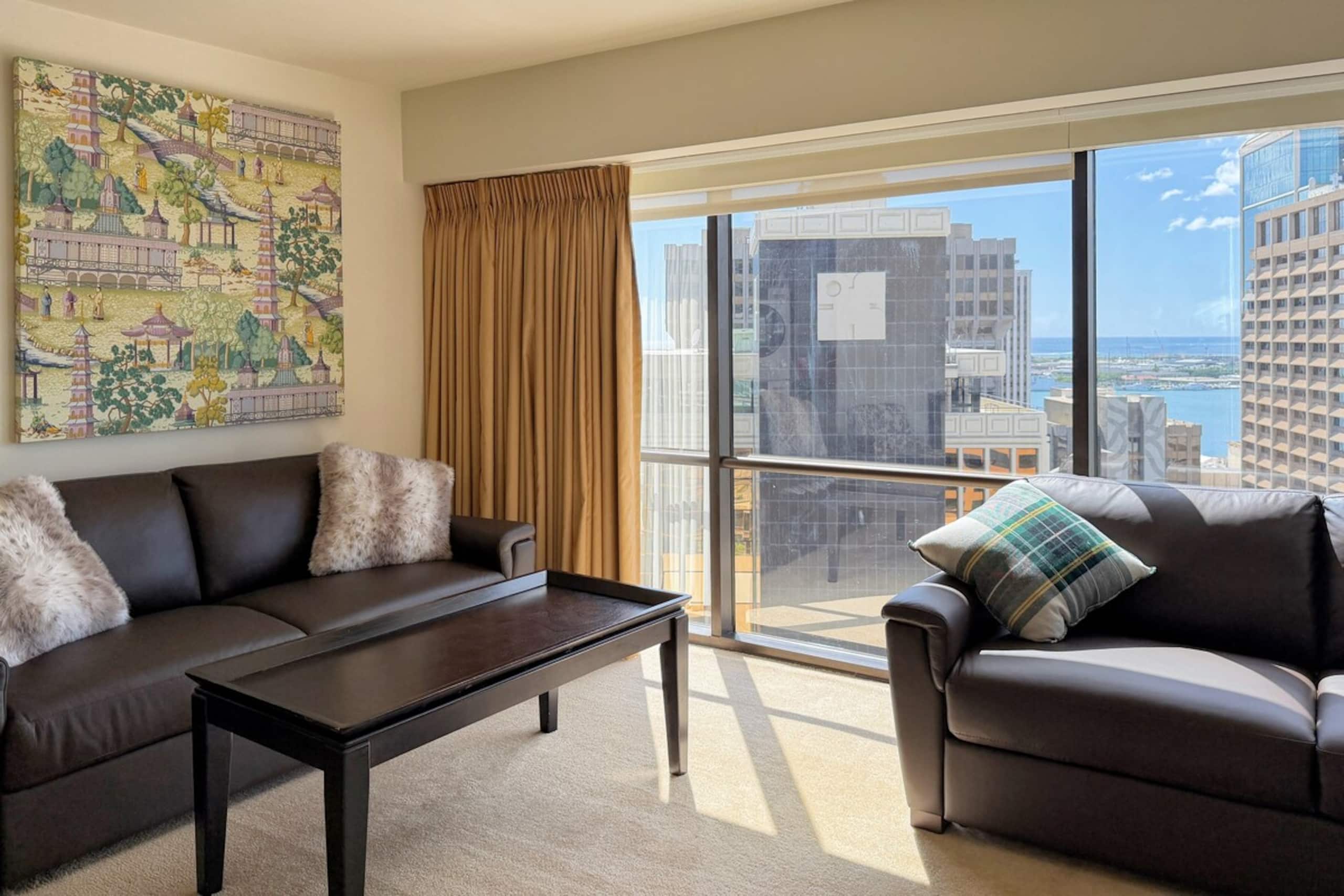 Oceanview Downtown Suite - Photo 7