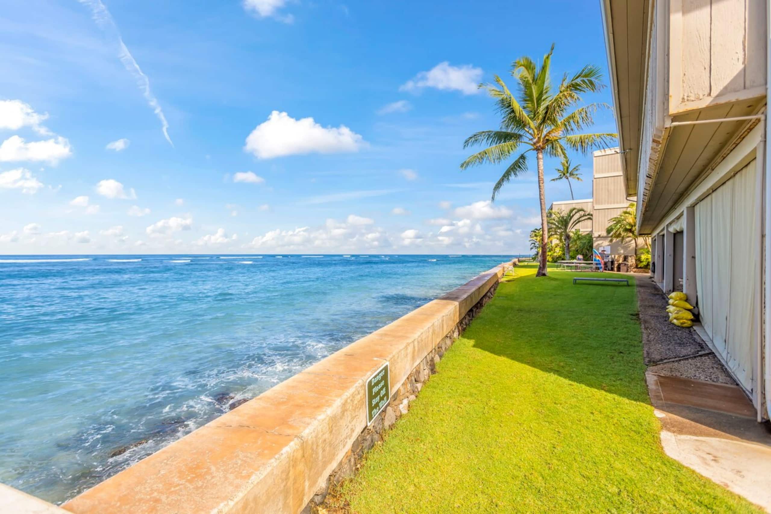 Maui direct ocean front . Super private - Photo 32