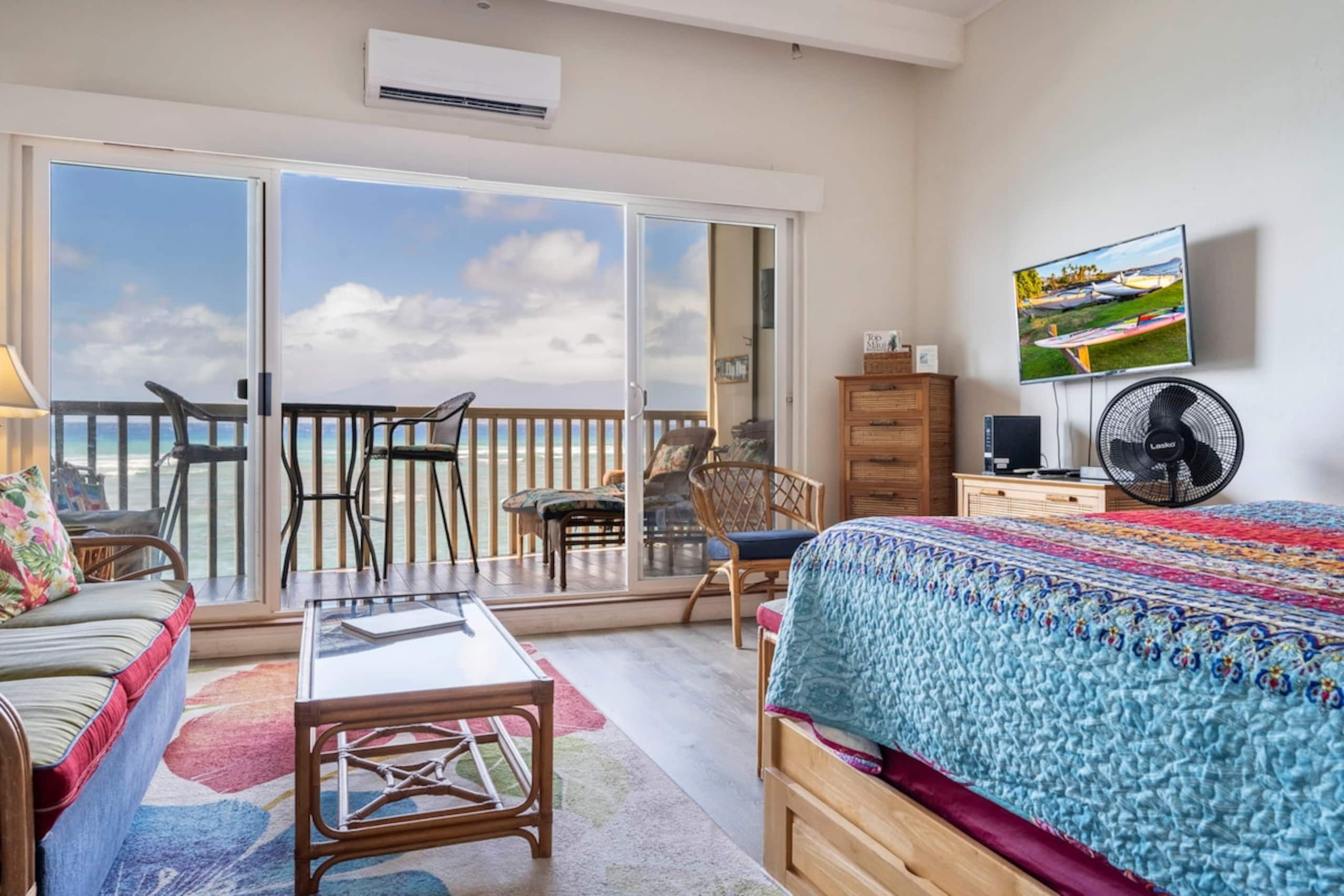 Maui direct ocean front . Super private - Main photo