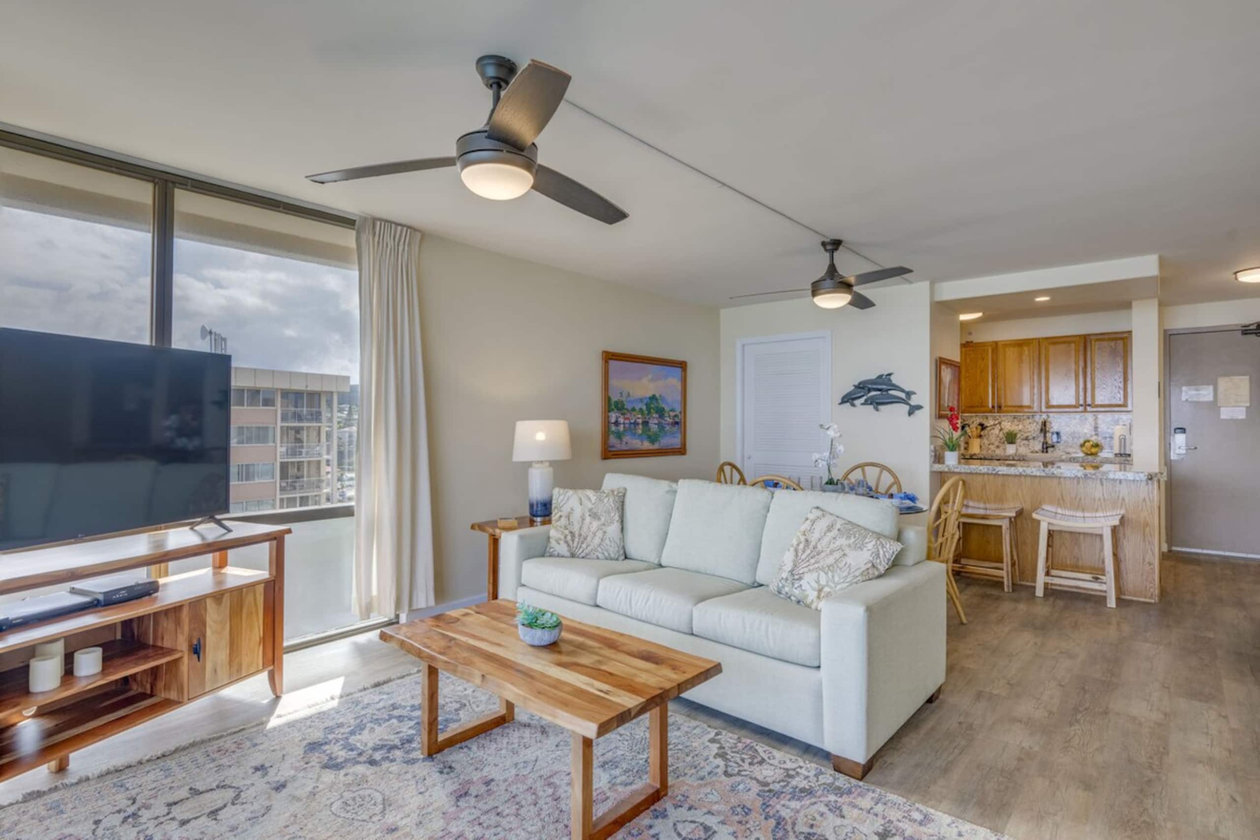 Ocean breezes greet you in this 12th-floor condo - Photo 3