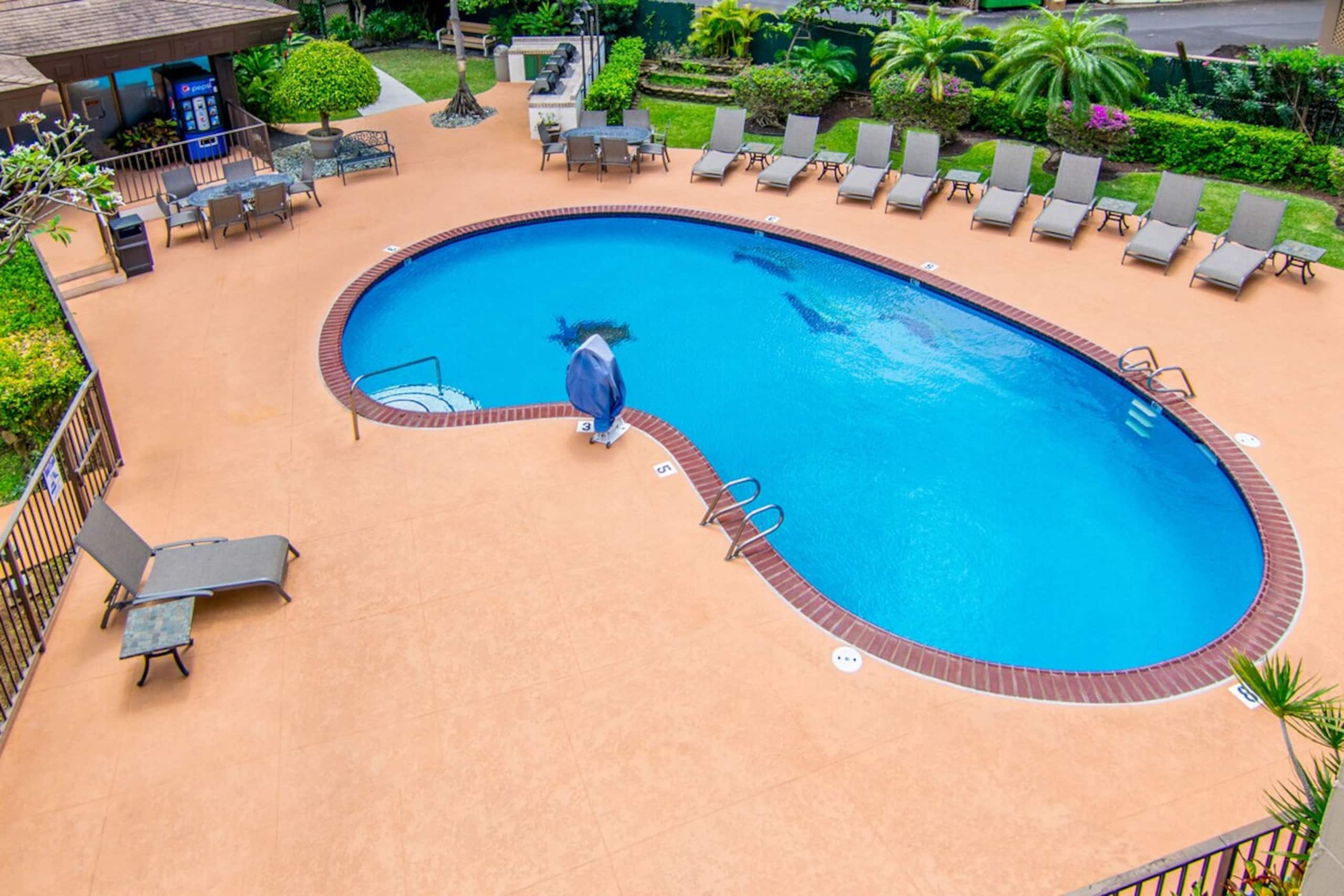 Ocean breezes greet you in this 12th-floor condo - Photo 22