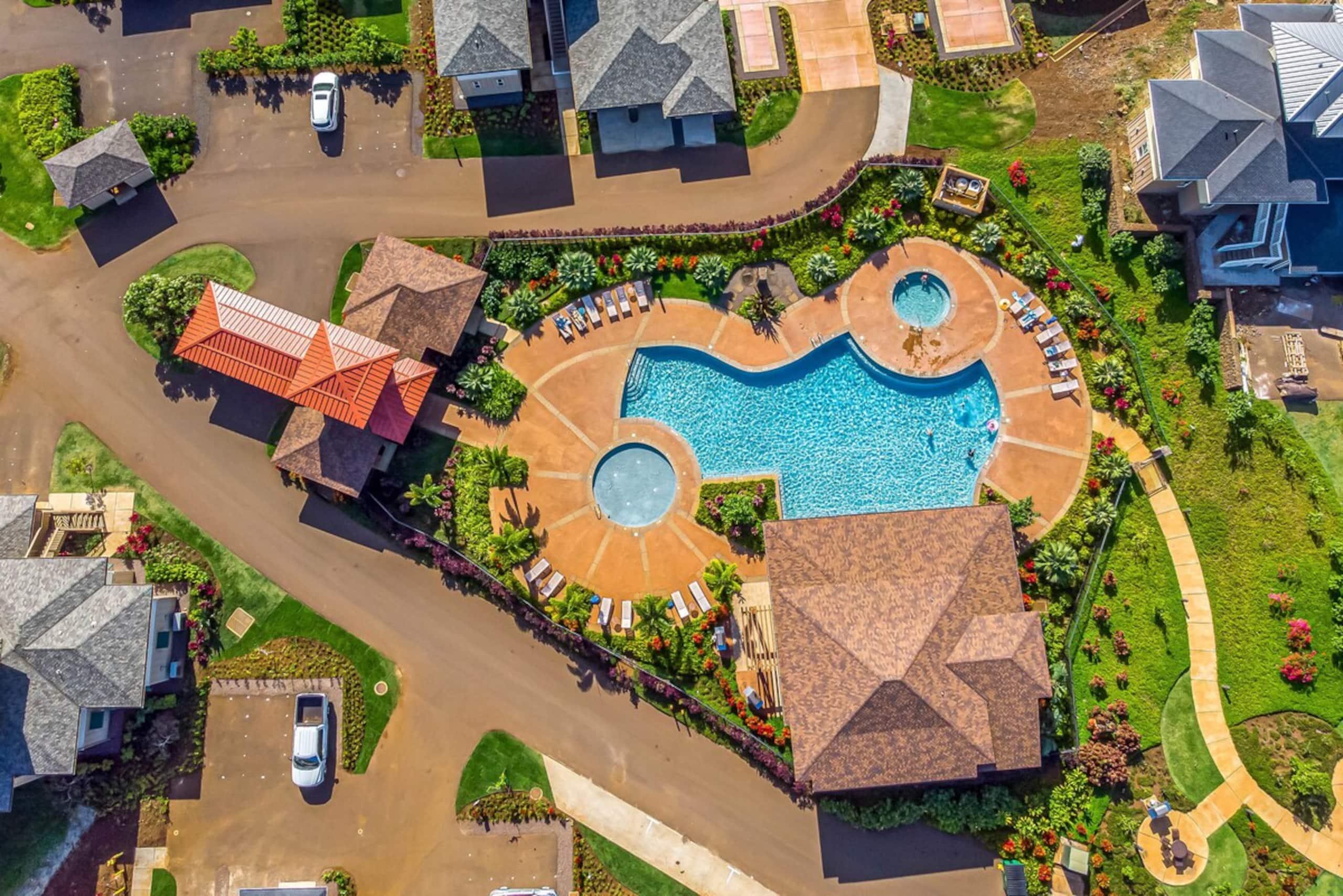 3BR Poipu condo, pool and beach gear - Photo 43