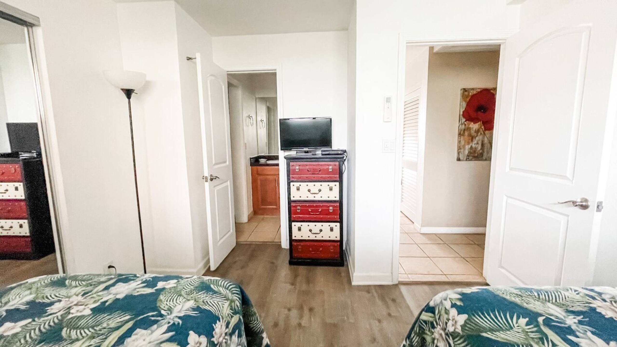 Two Bd Ocean View, Grd fl, AC, pool, hot tub D103 - Photo 9