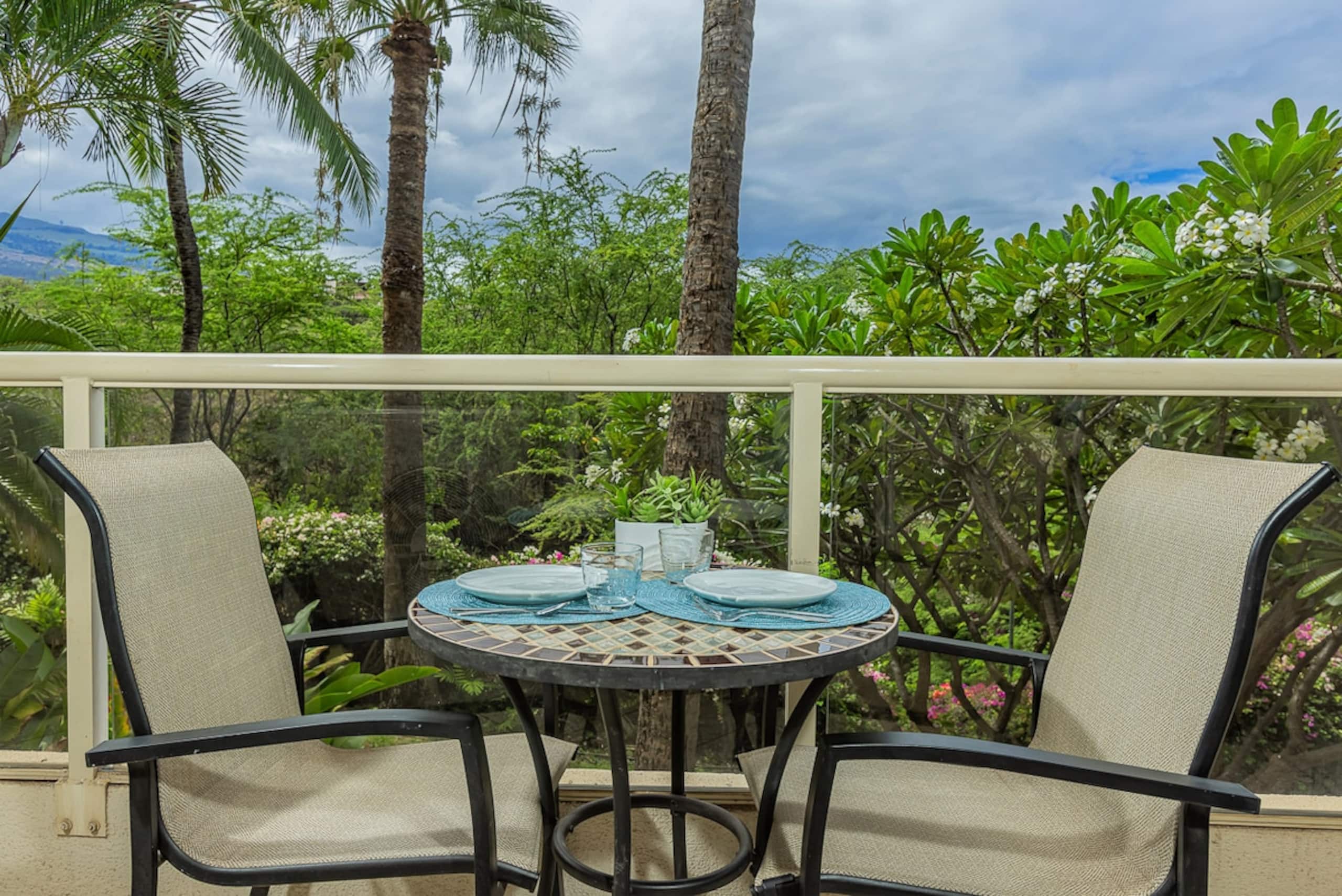 Maui Banyan H205 Steps from Kamaole II Beach - Photo 2