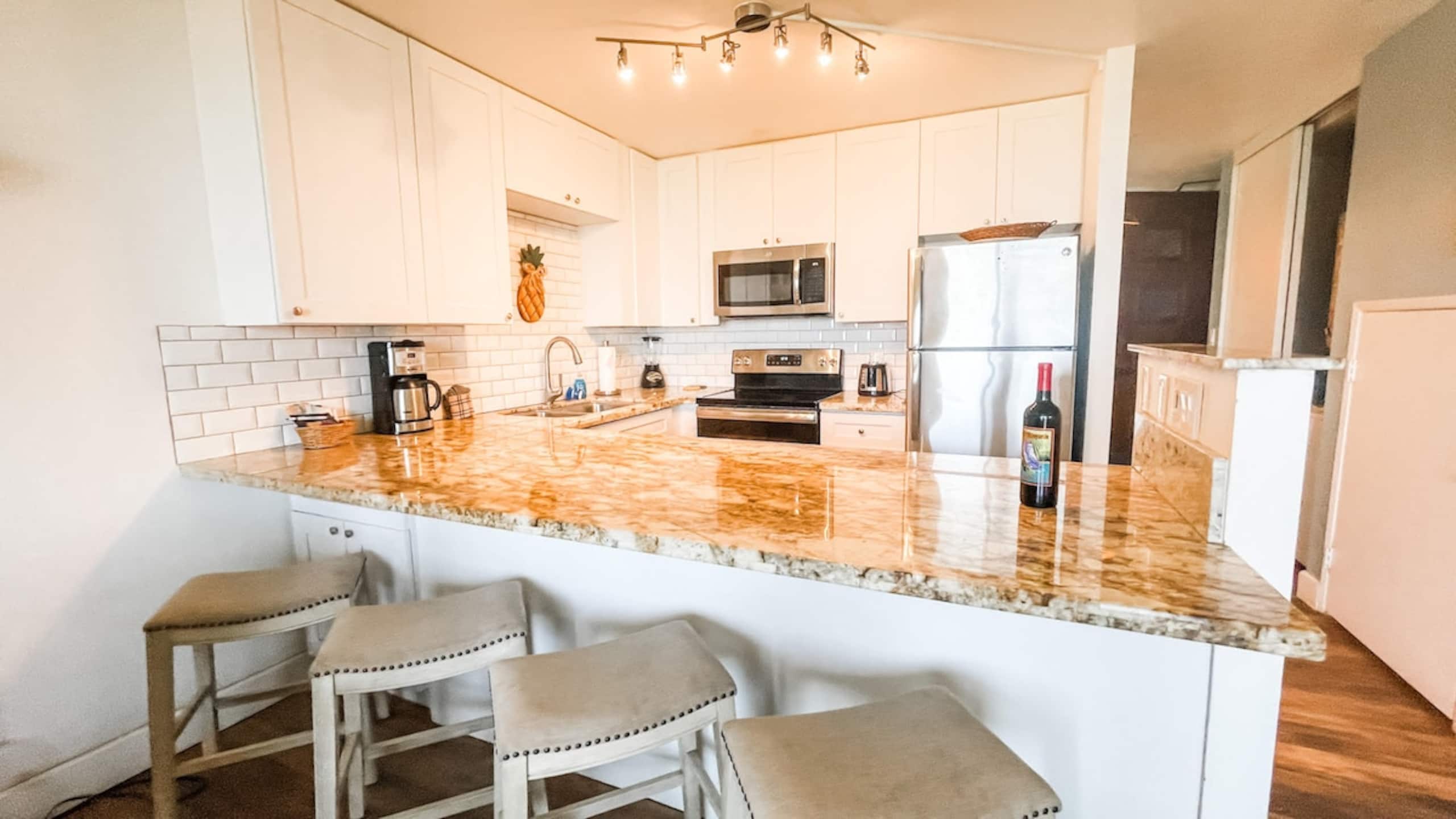 Two Bd Ocean View, wifi, pool, hot tub D306 - Photo 7