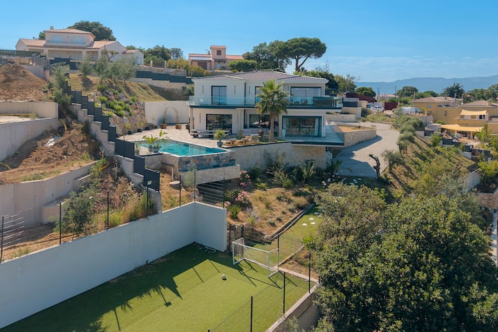 Villa Dexception  Piscine, Jacuzzi & 5 Suites - Théoule-sur-Mer