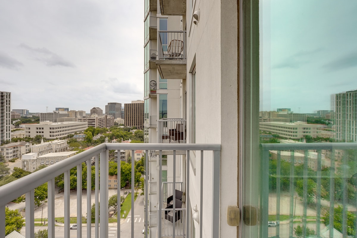 Explore Dtwn Austin! Luxe High-Rise Escape w/ Pool