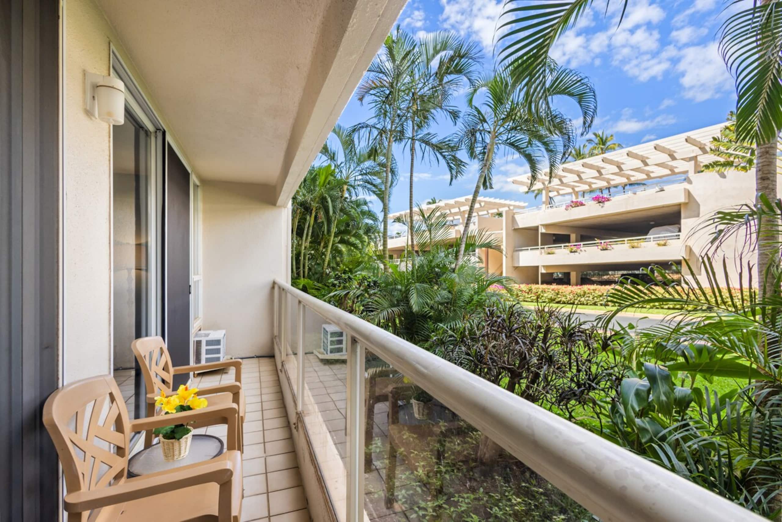 Maui Banyan 1-Bed 2-Bath Suite with AC - Photo 20