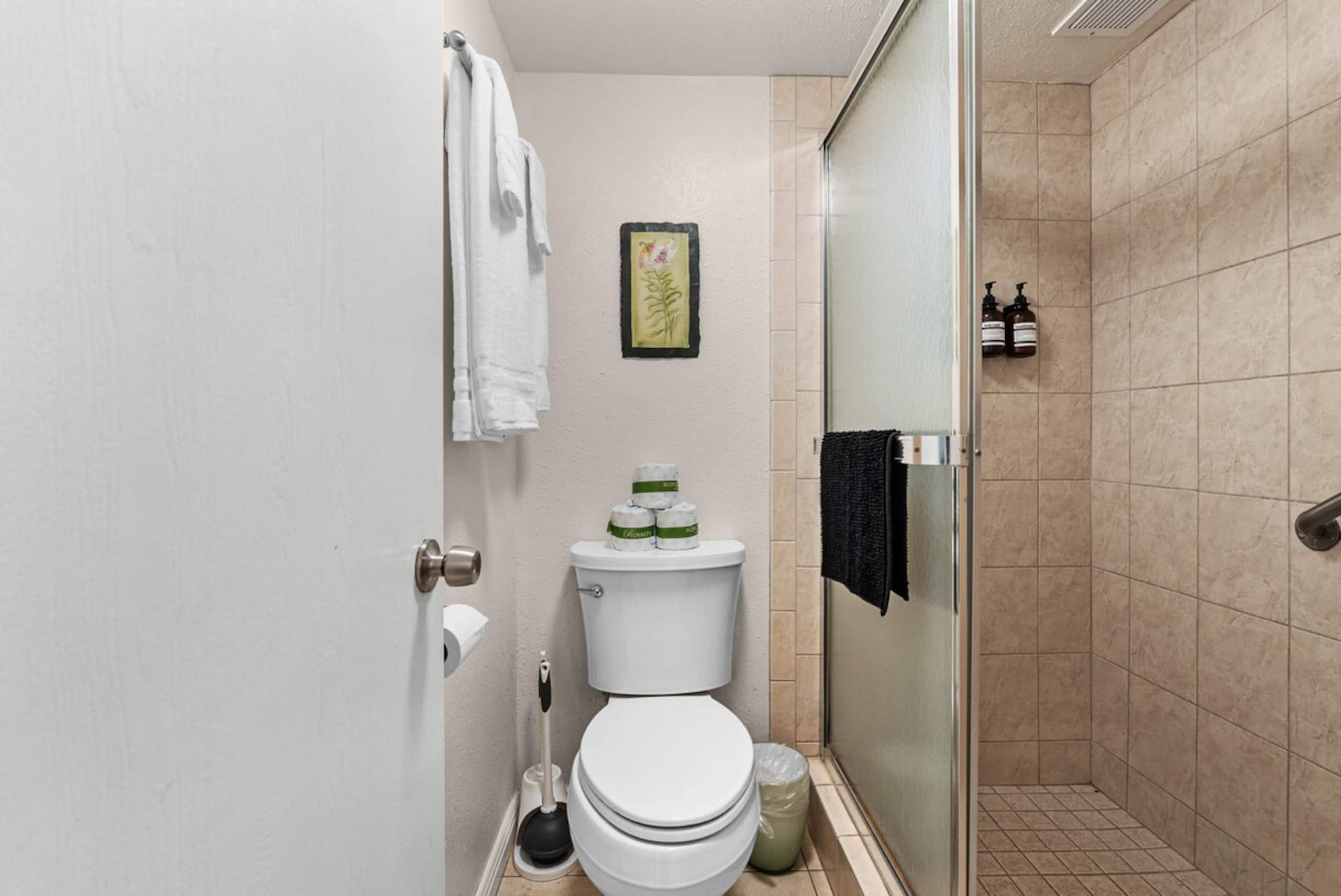 Short Walk to the Beach, Fully Updated & Extras - Photo 18