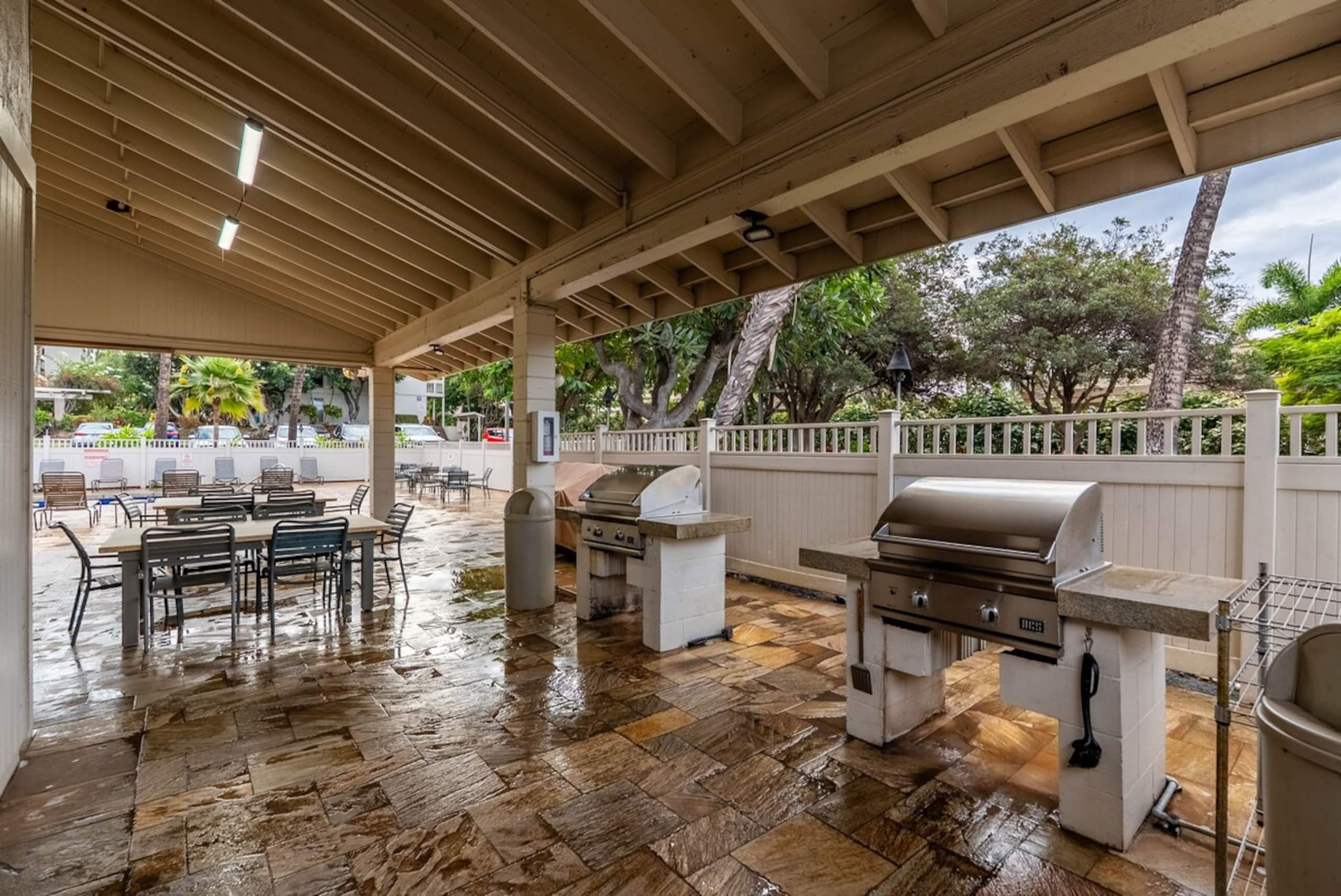 Short Walk to the Beach, Fully Updated & Extras - Photo 45