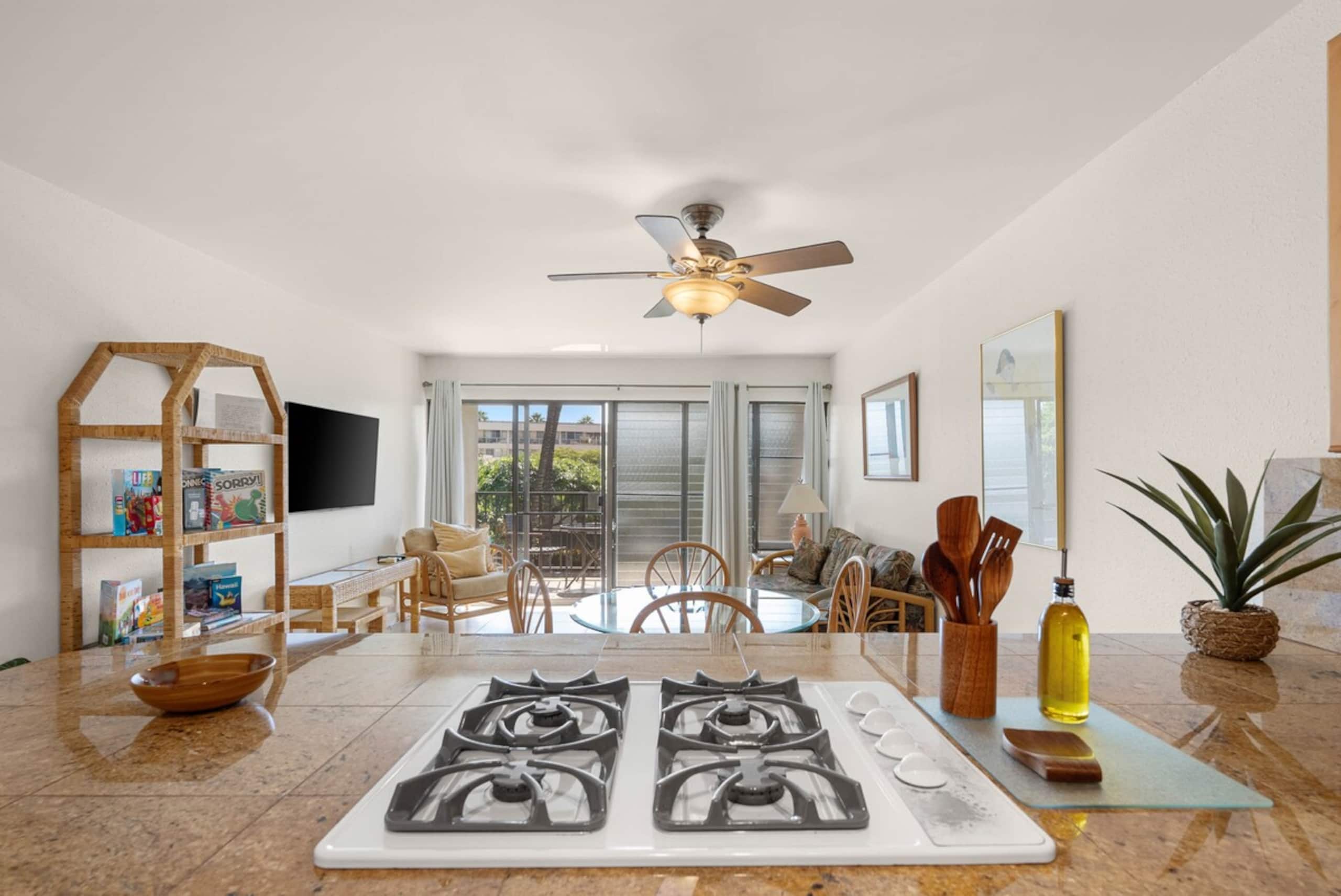 Short Walk to the Beach, Fully Updated & Extras - Photo 8