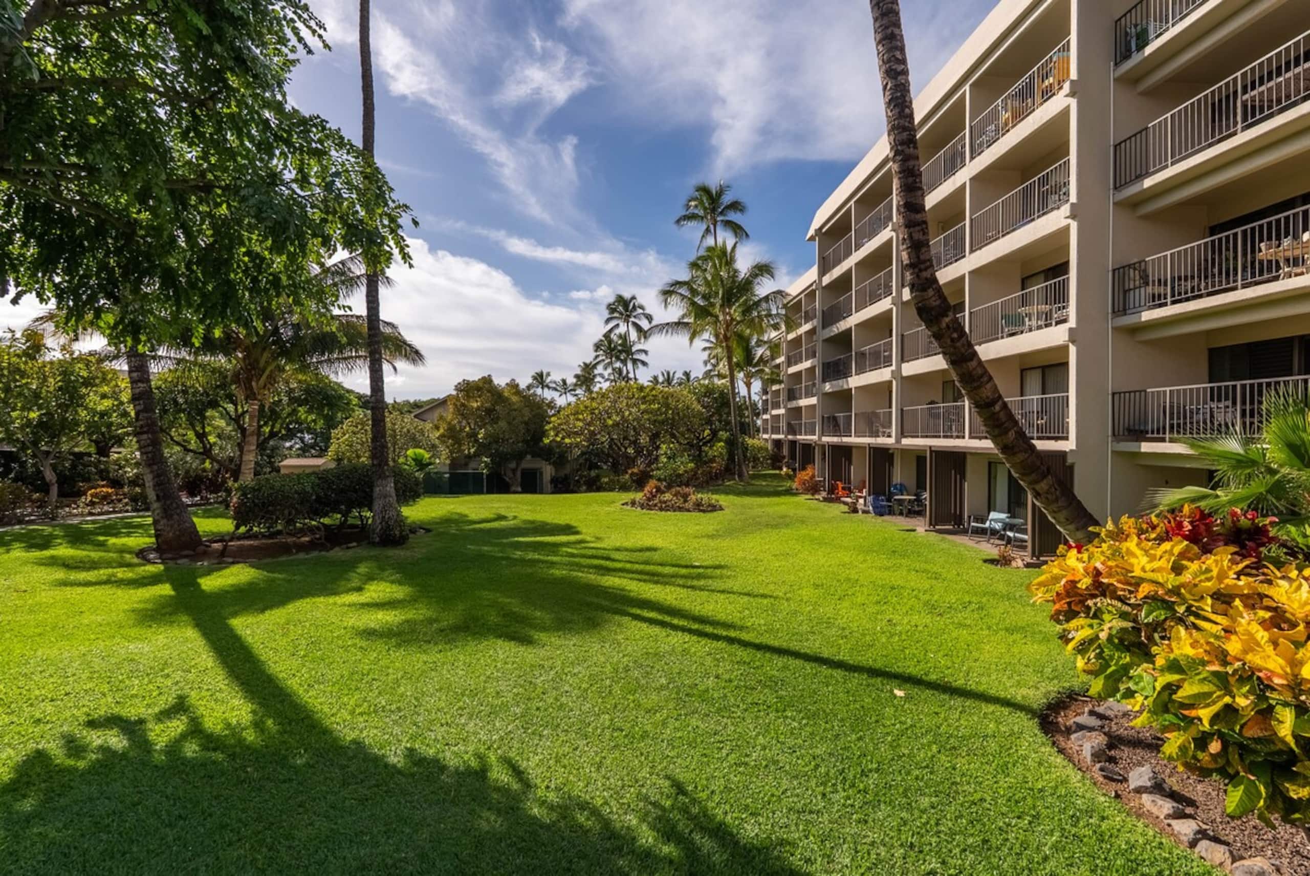 Short Walk to the Beach, Fully Updated & Extras - Photo 38