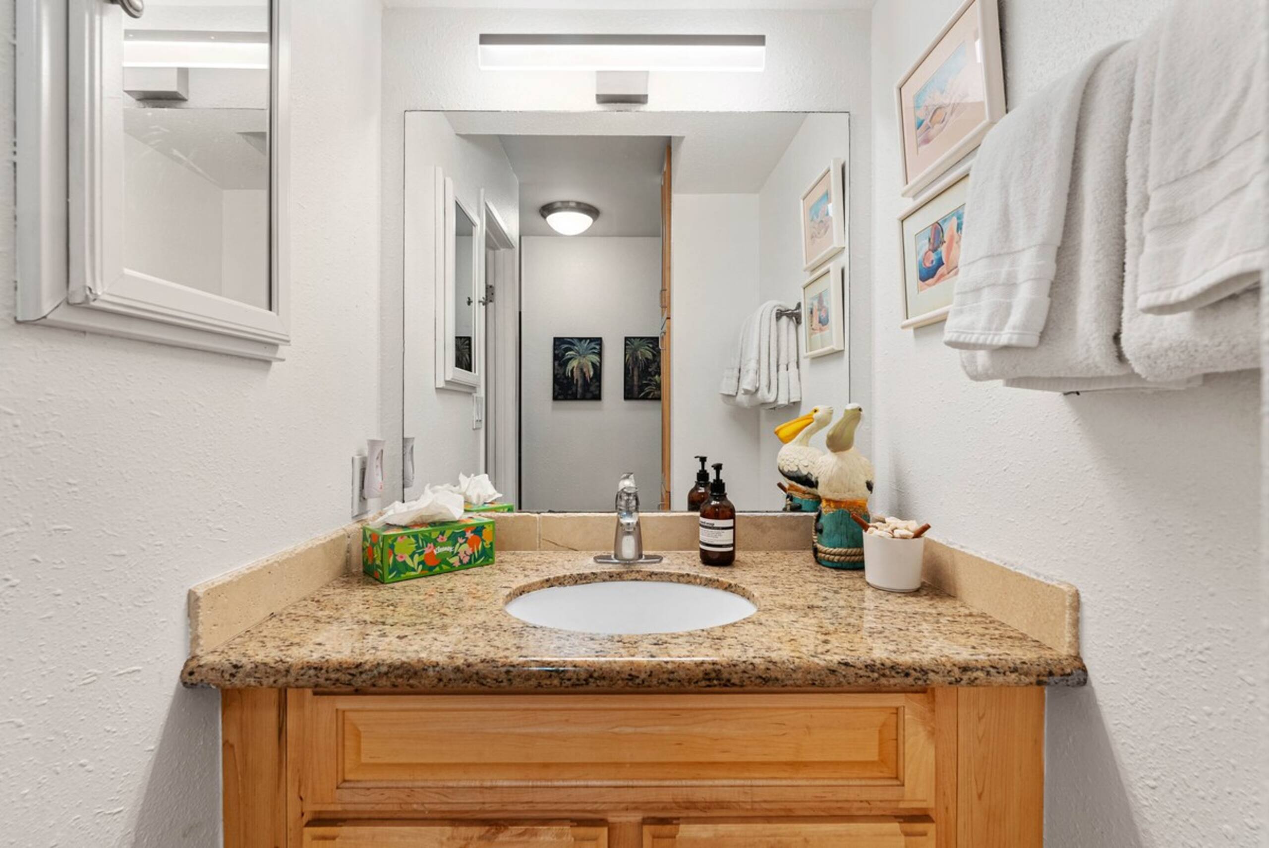 Short Walk to the Beach, Fully Updated & Extras - Photo 17
