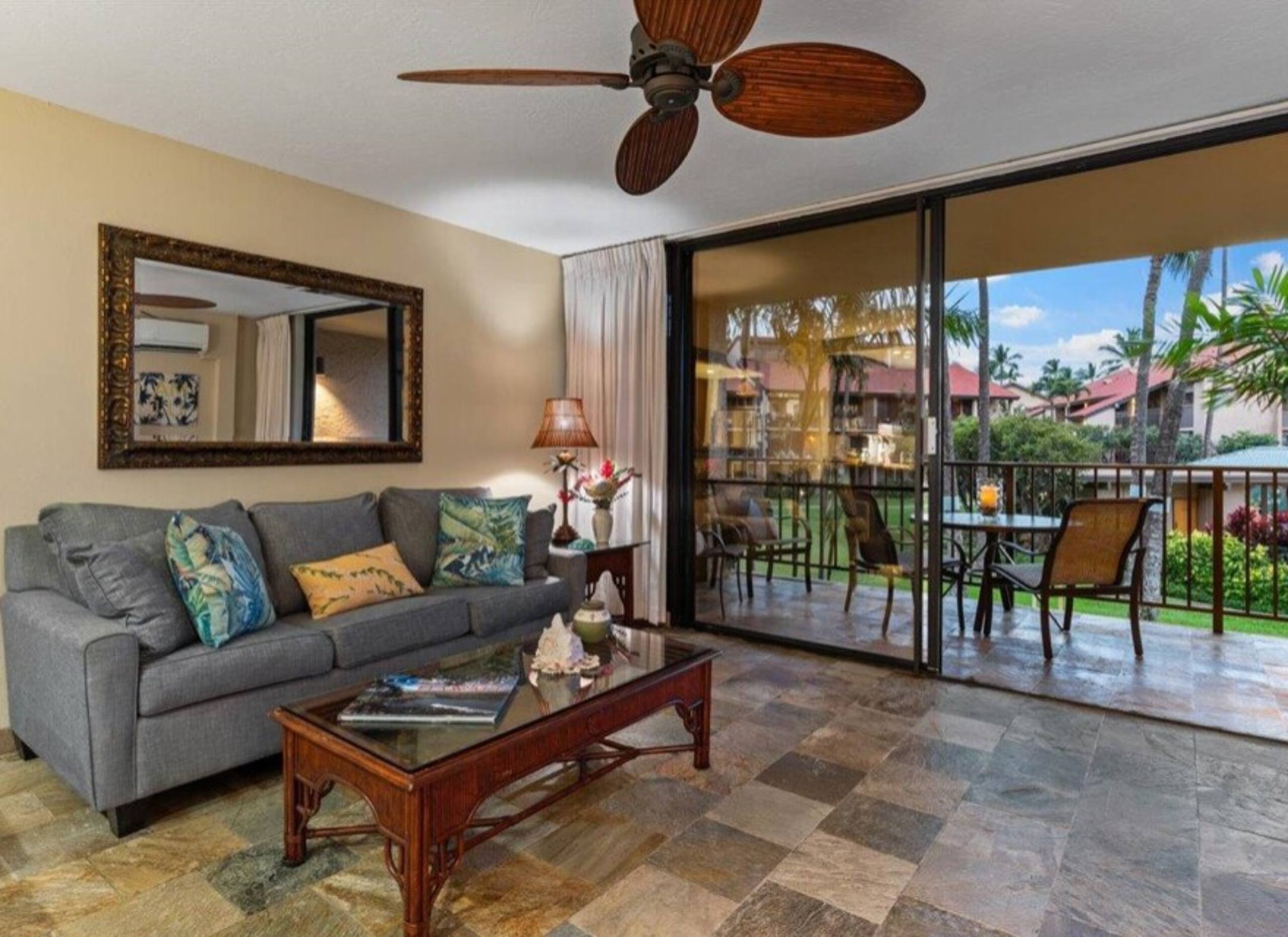Stunning Luxury Oceanview Condo - Main photo