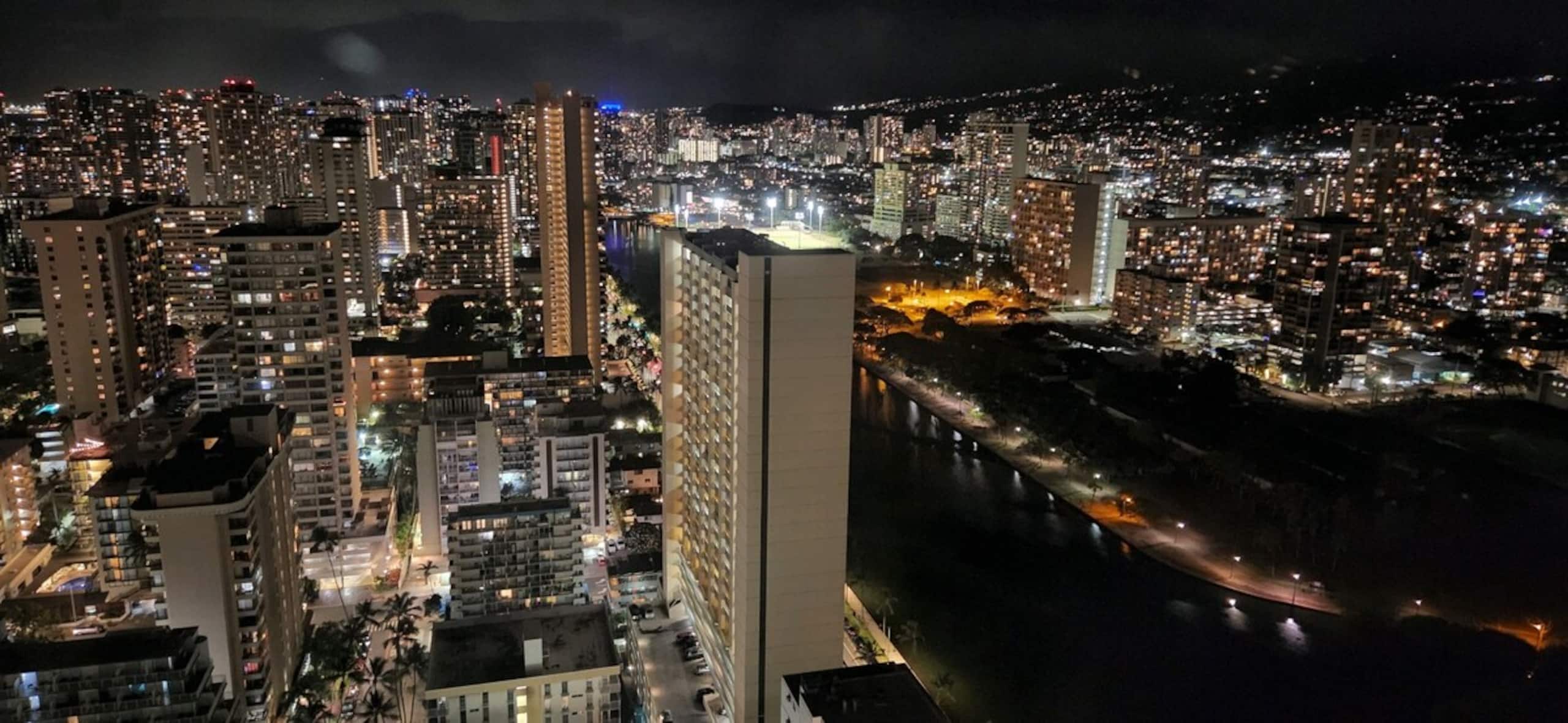 Upscale TOP 43rd FL Amazing Ocean View 1BRWaikiki - Photo 42