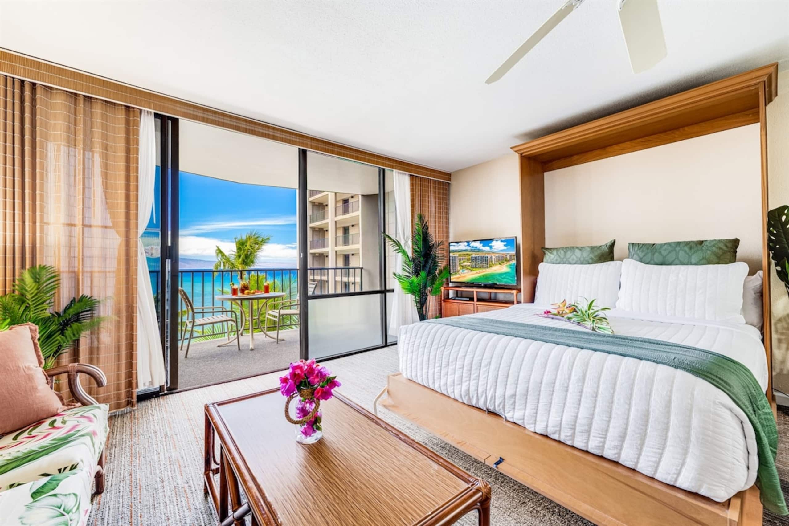 Oceanfront Kahana Maui Condo Right on the Beach - Main photo