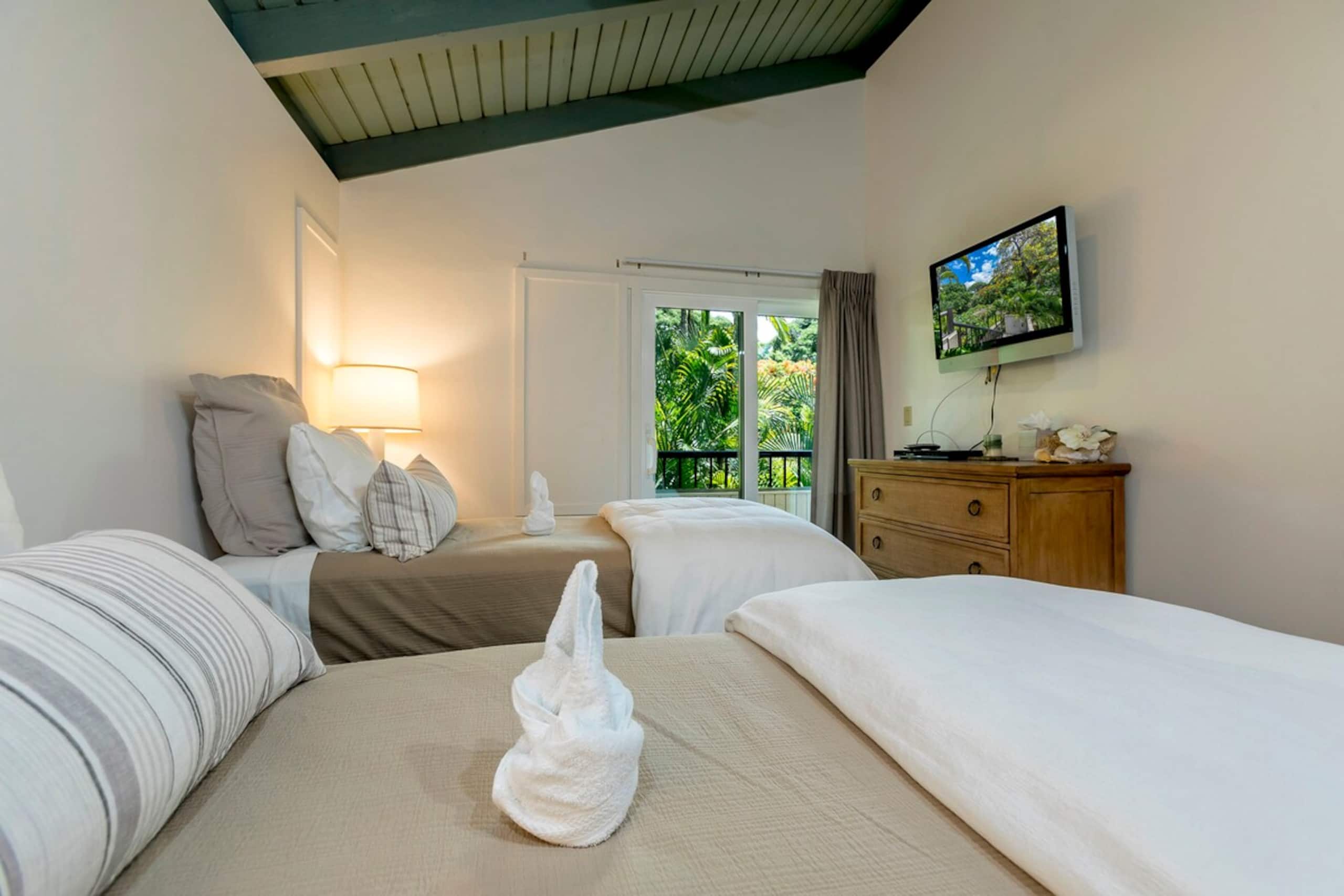 Ocean view Wailea condo w/ golf course access - Photo 38