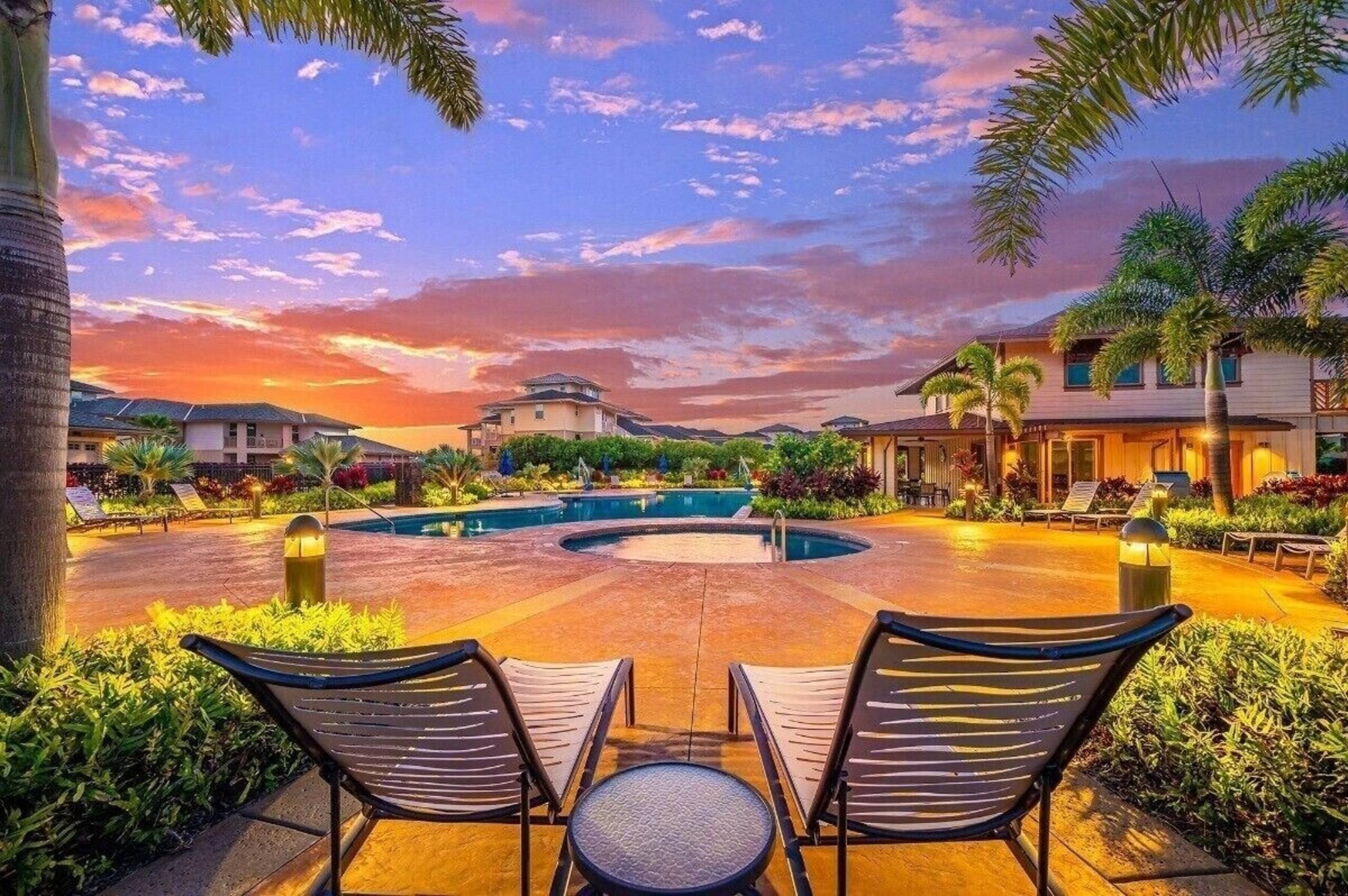 Walk to beach Spacious top floor townhome,AC+Pool - Photo 5