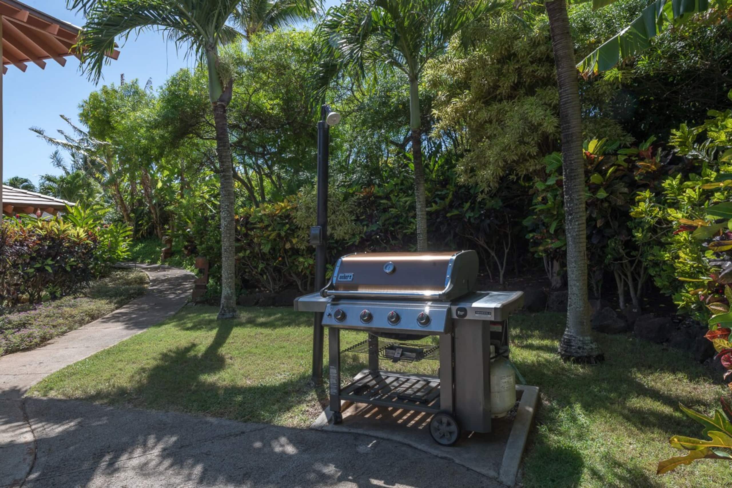 Poipu beachfront condo w/ lanai and pool access - Photo 30