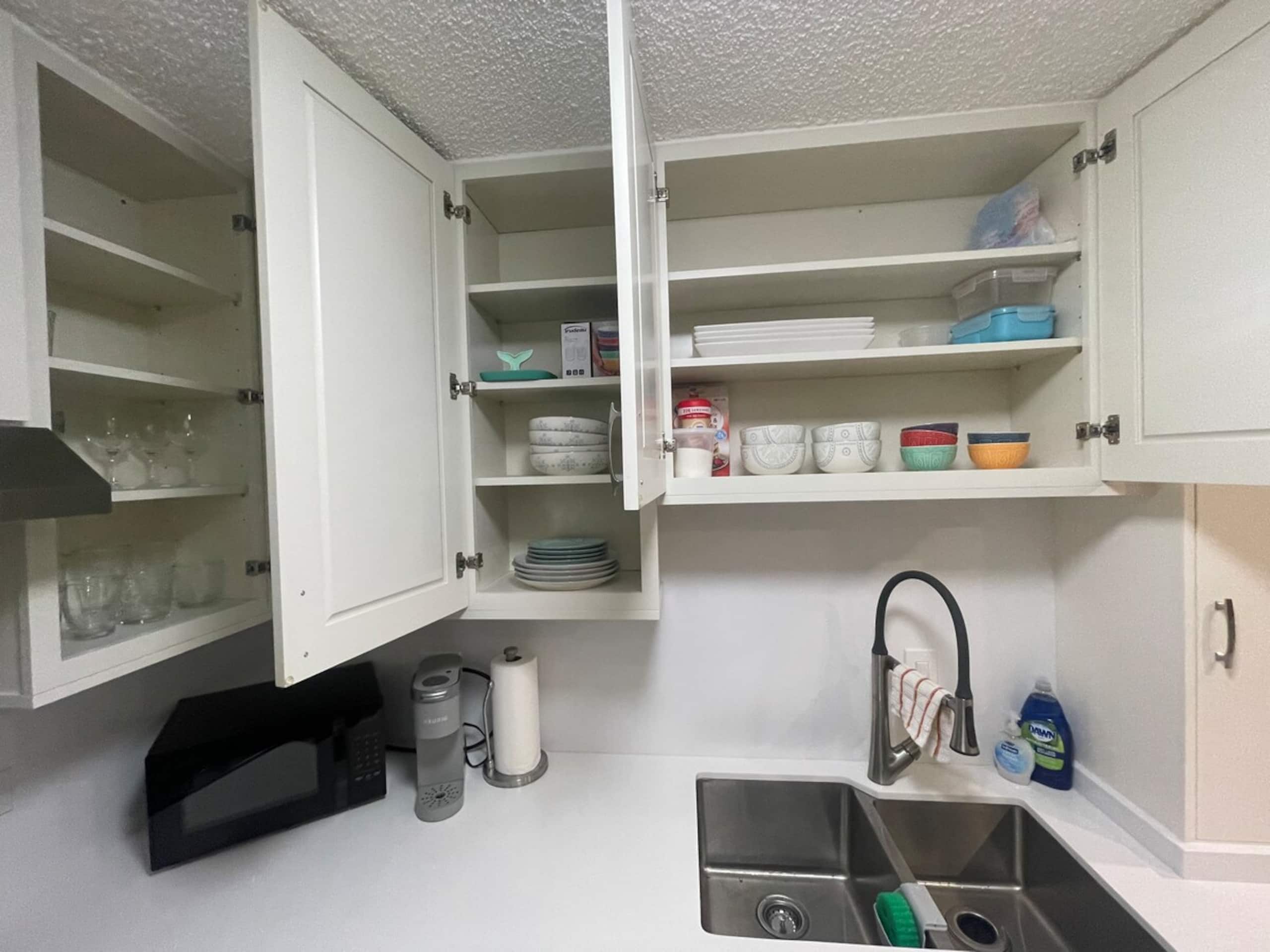 9A Cozy Waikiki 1BR, Steps to Beach, Ocean View - Photo 5