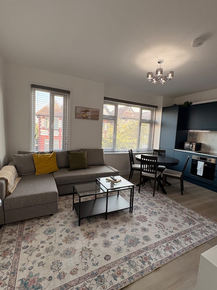 4-bedrooms Flat Walk To Wembley Stadium - Hounslow