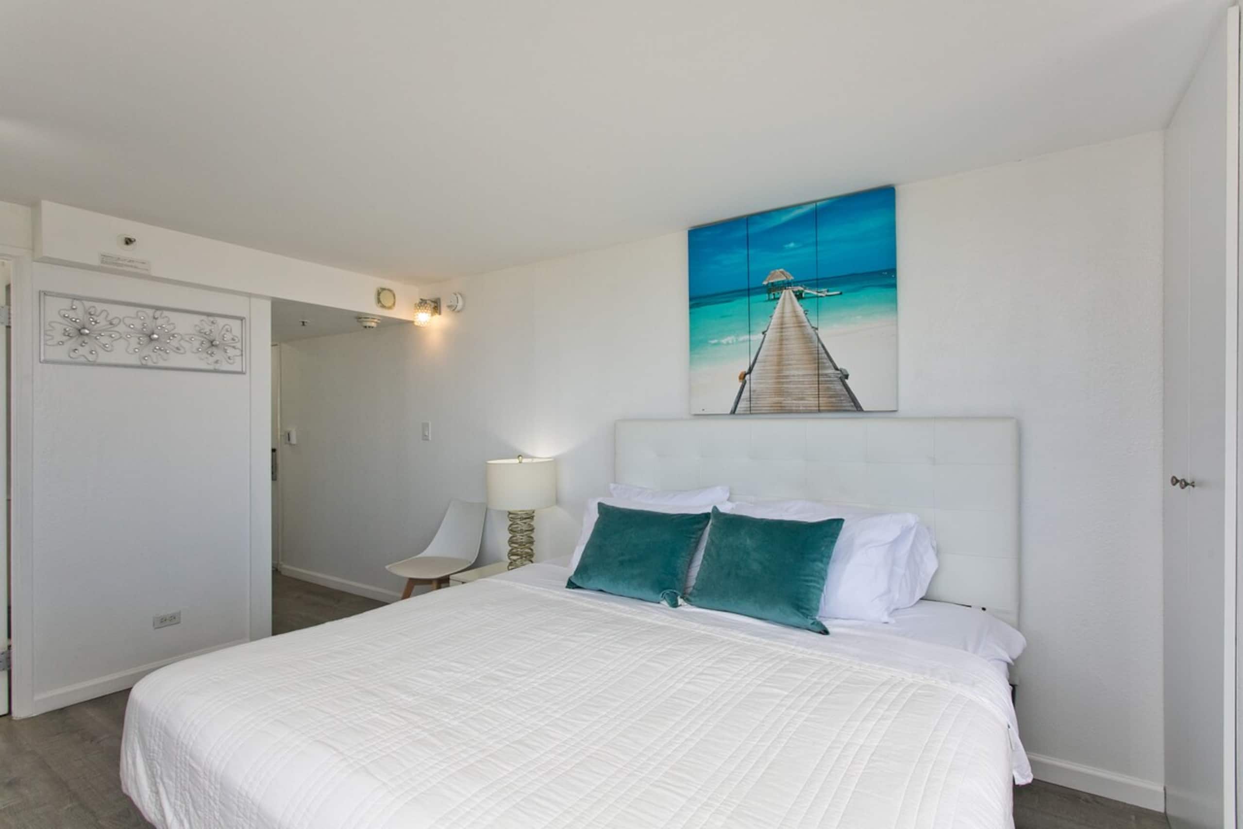 24 fl Studio- Oahu Oasis 1 King Bed - Photo 18