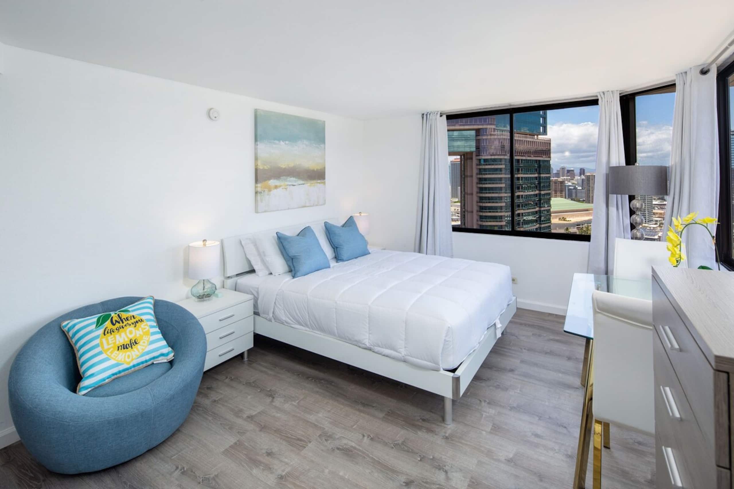 Upscale Designs High Floor Corner Unit Views - Main photo