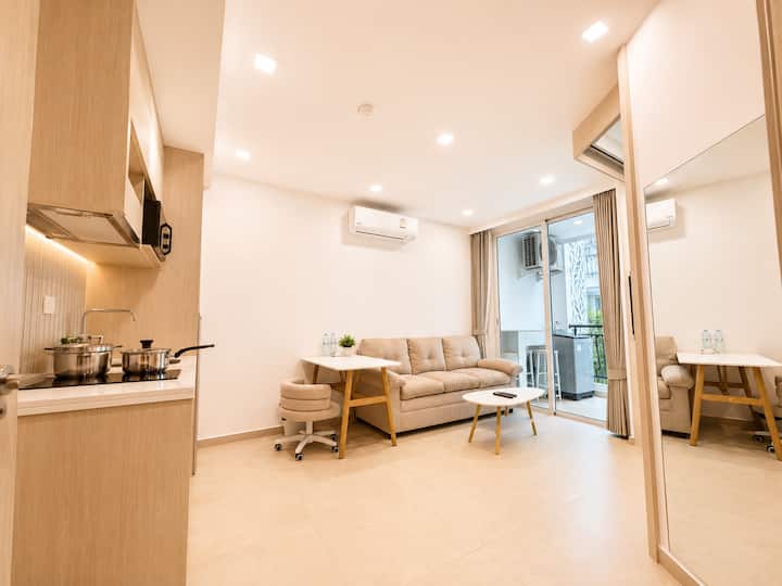 Workspace evidence from Near Walking Street | Boutique Condo in Central Pattaya | OLYMPUS Resort Community | Huge Balcony