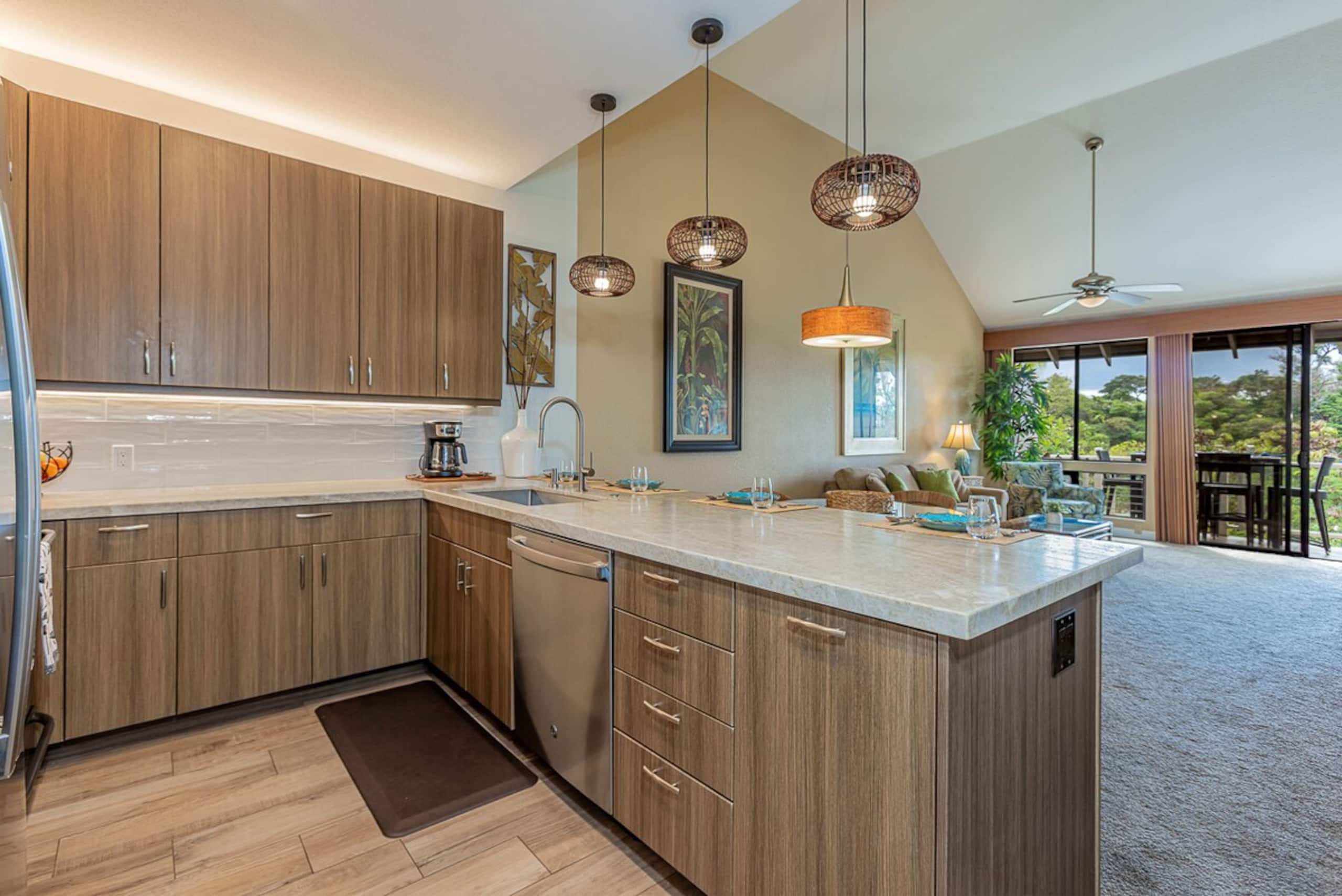 Wailea condo w/ pool, hot tub and lanai - Photo 5