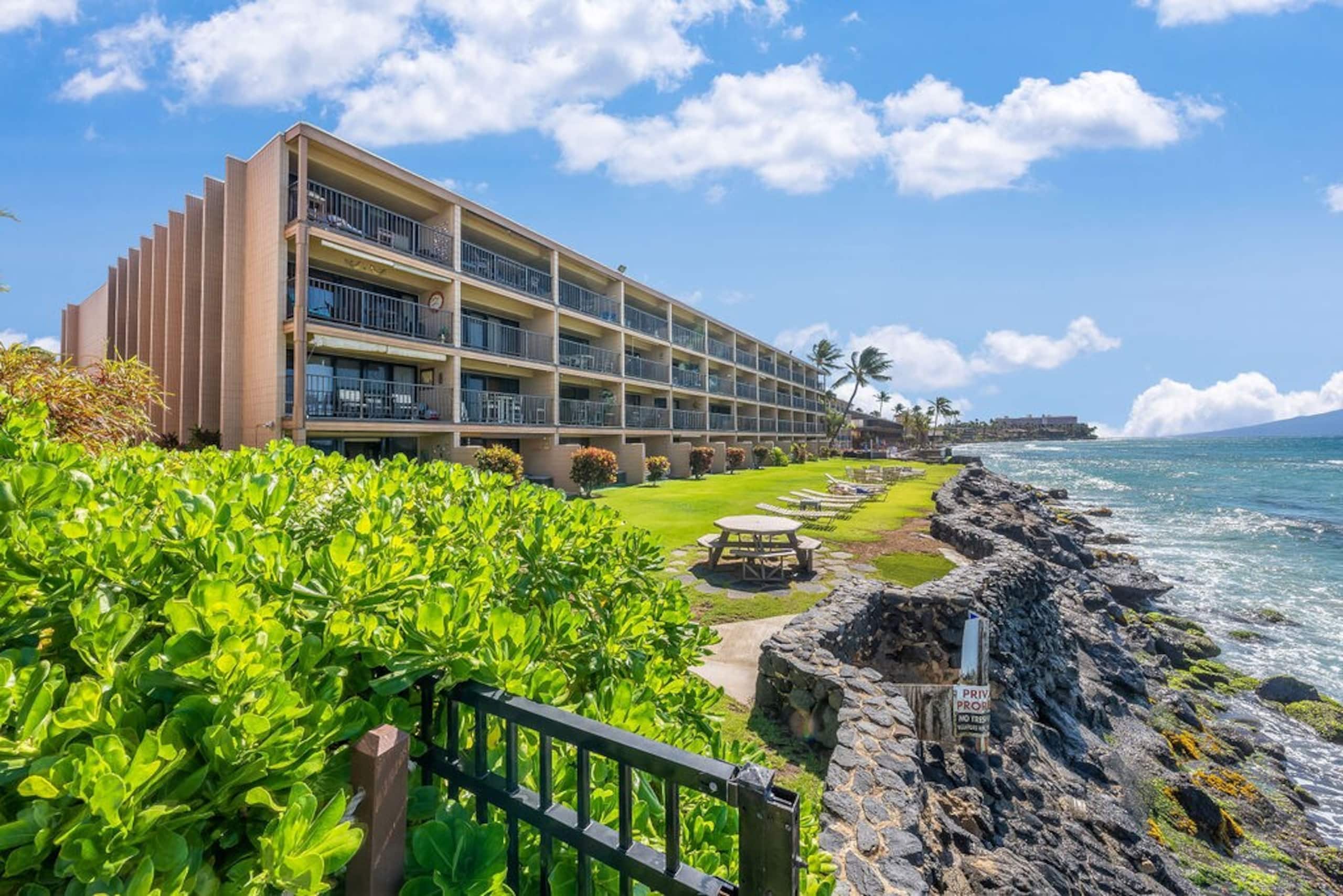 Top Notch Condo w/ AC - Photo 49