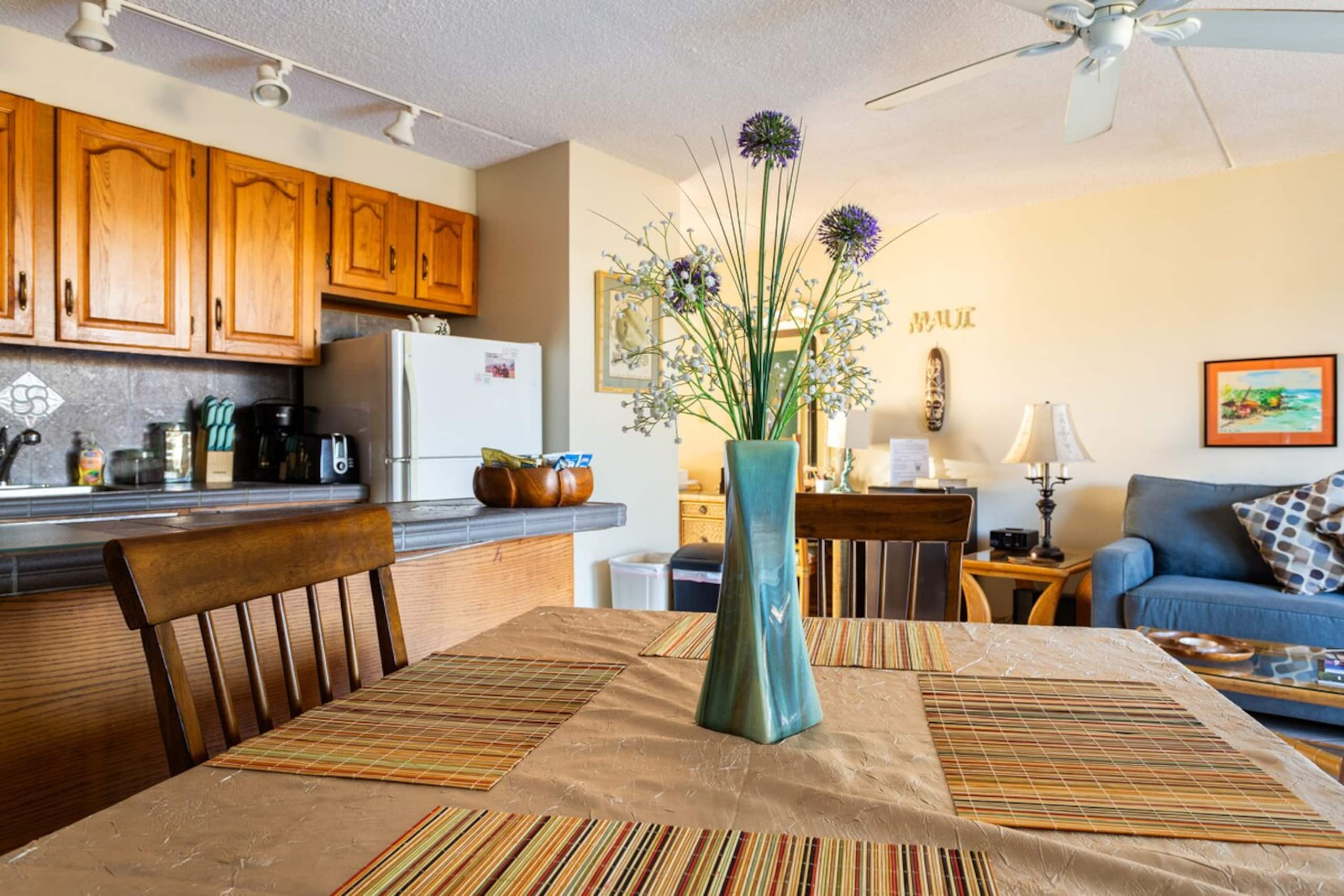 Affordable Maui Accommod. in a HOTEL Zoned Resort - Photo 15