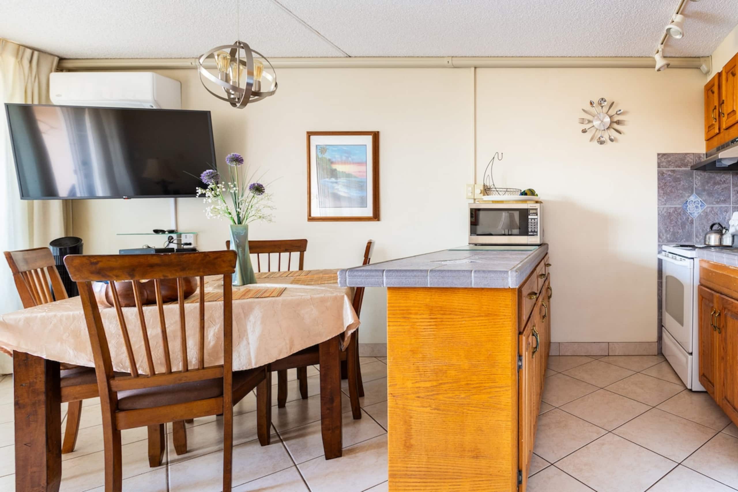 Affordable Maui Accommod. in a HOTEL Zoned Resort - Photo 27