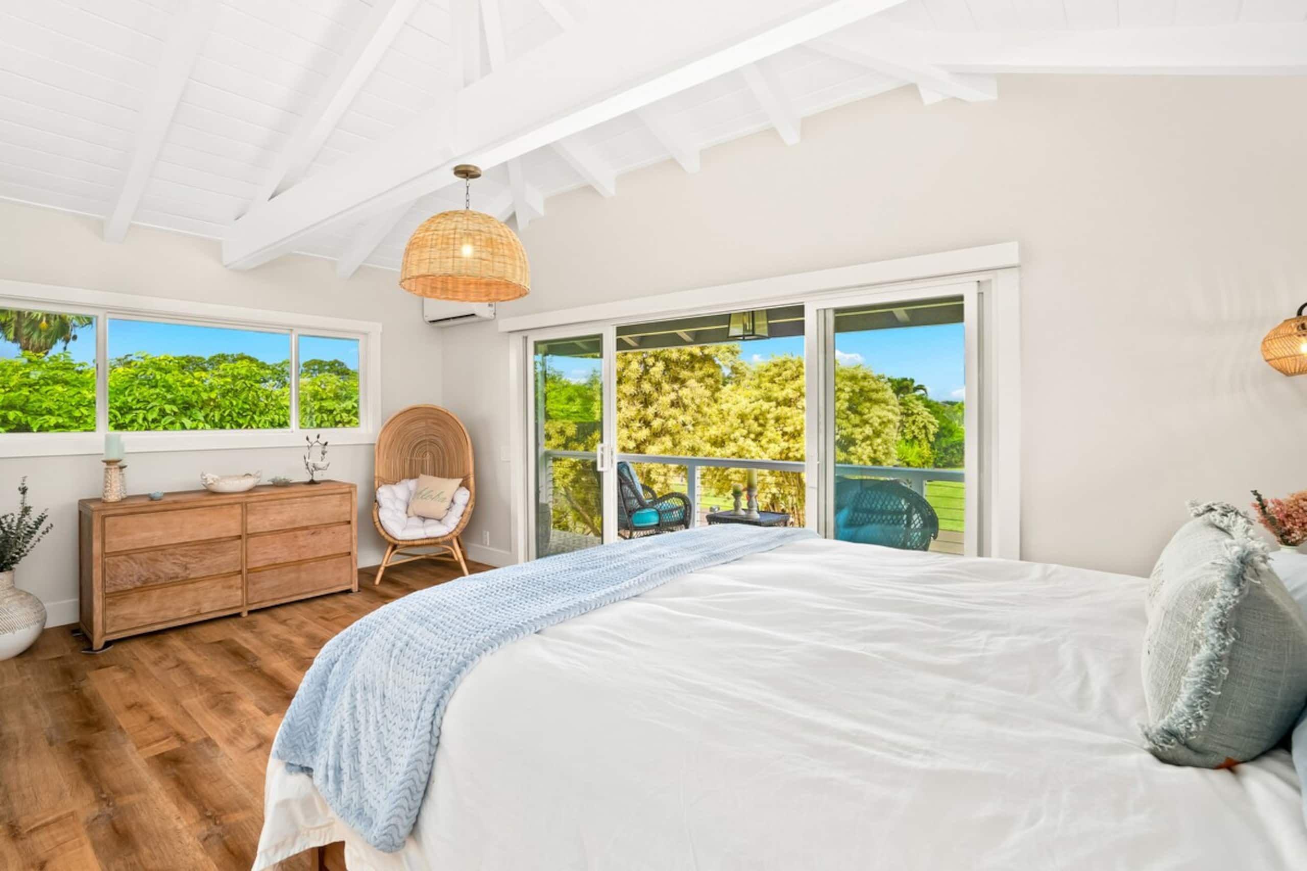 Perfect Private Getaway Minutes to Hanalei Bay - Photo 13