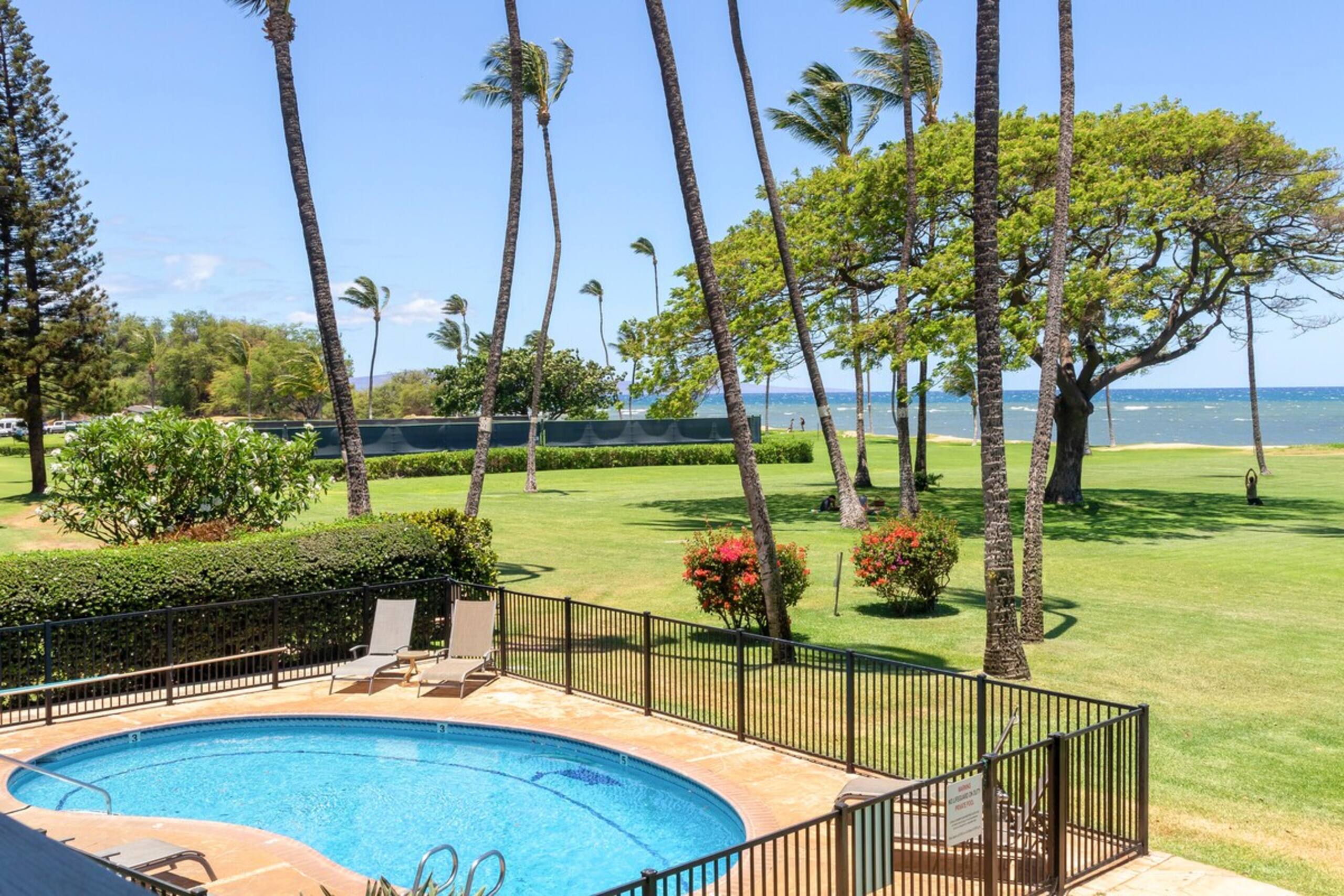 Panoramic Ocean View Fully Renovated A/C LEI203 - Photo 22