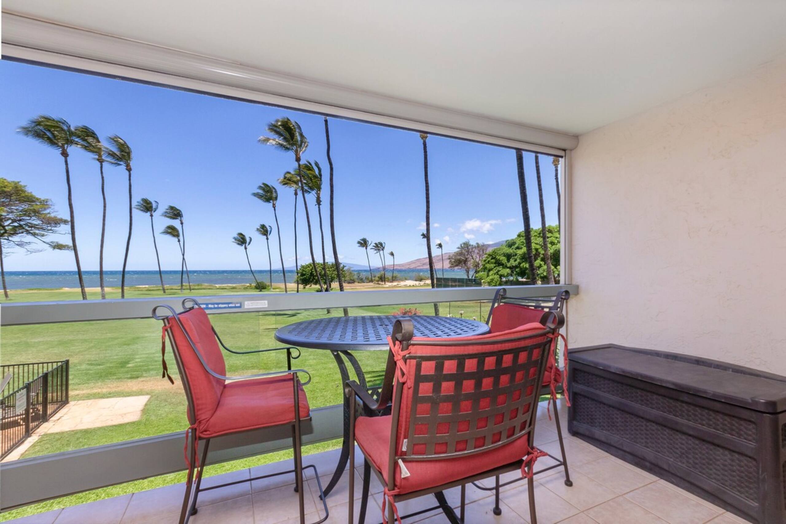 Panoramic Ocean View Fully Renovated A/C LEI203 - Photo 16