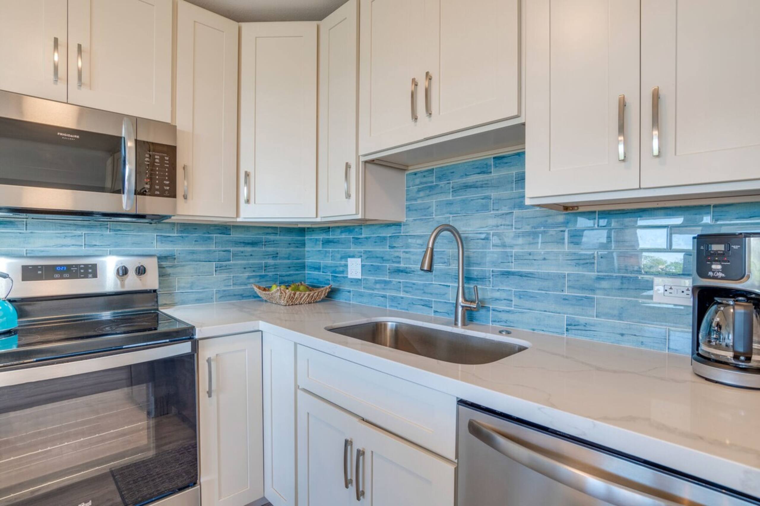 Spacious 1bd near Kamaole Beaches I, II, and III - Photo 16