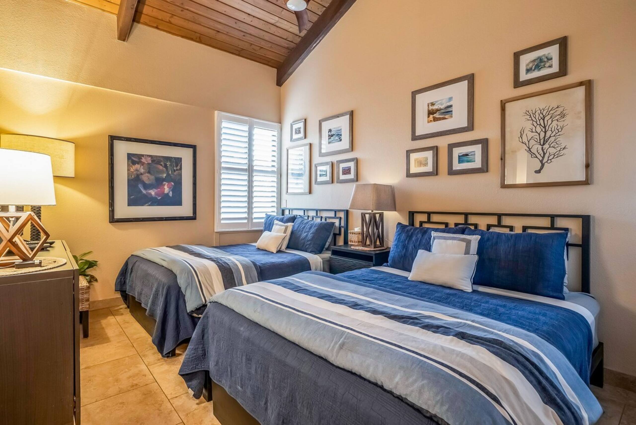 Feel At Home-Stunning Remodel-Great Location-AC - Main photo