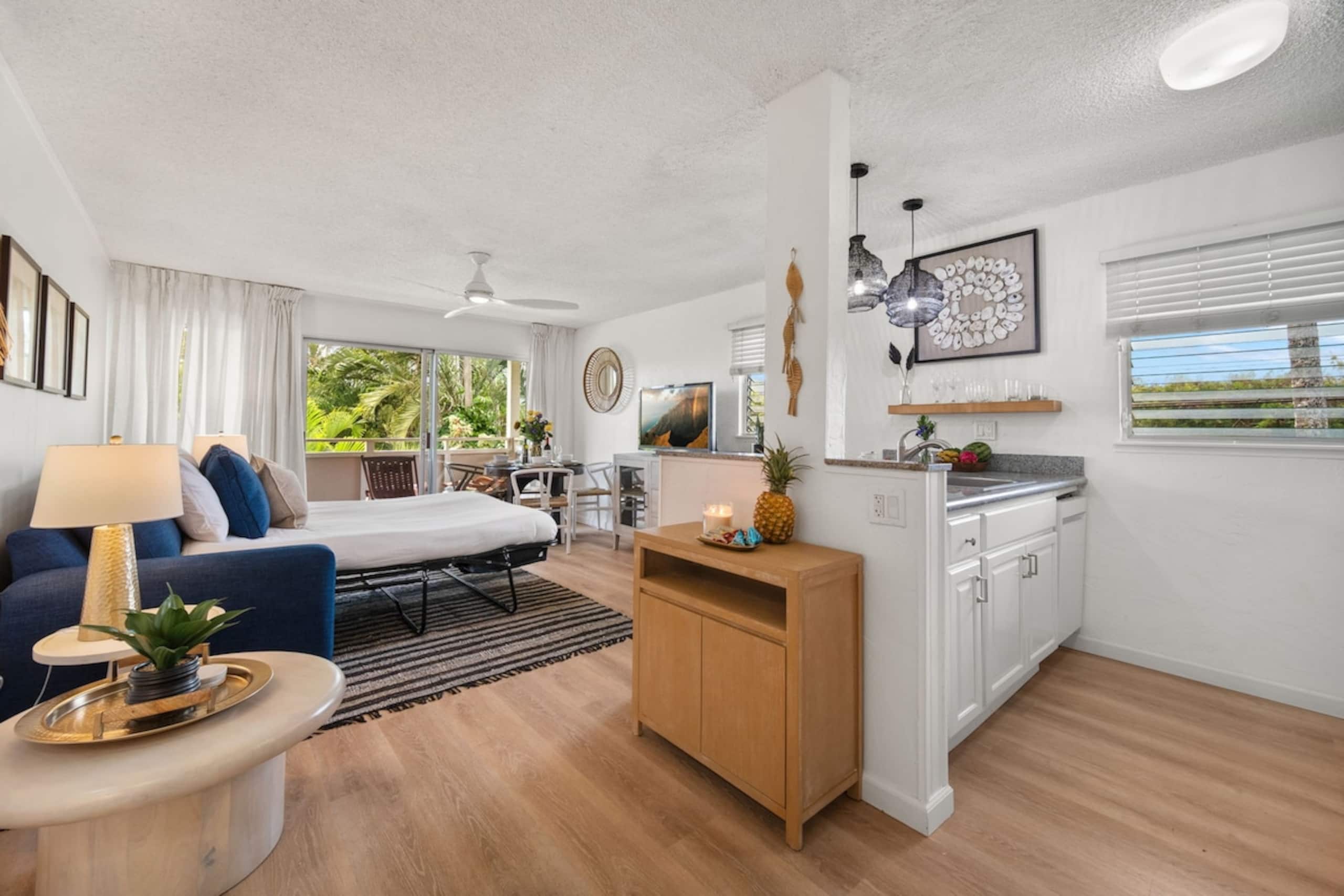 New Remodeled Kuaui Escape! 1/1  with WiFi, AC - Photo 10
