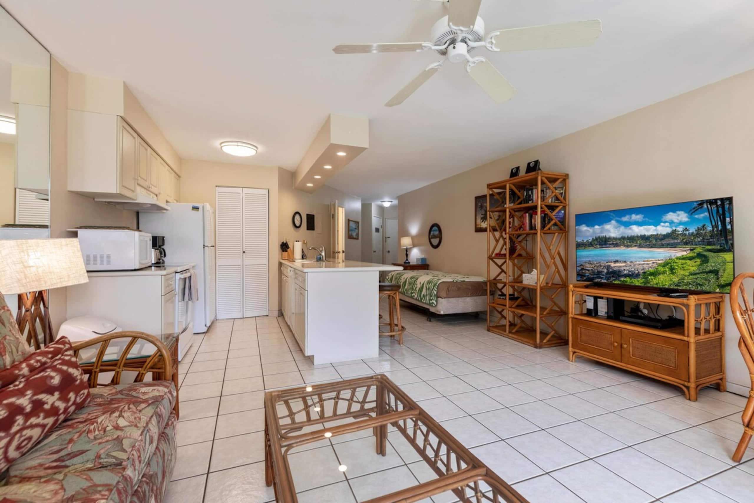 Ground Floor Maui Sunset B105 on the oceanfront in - Photo 8