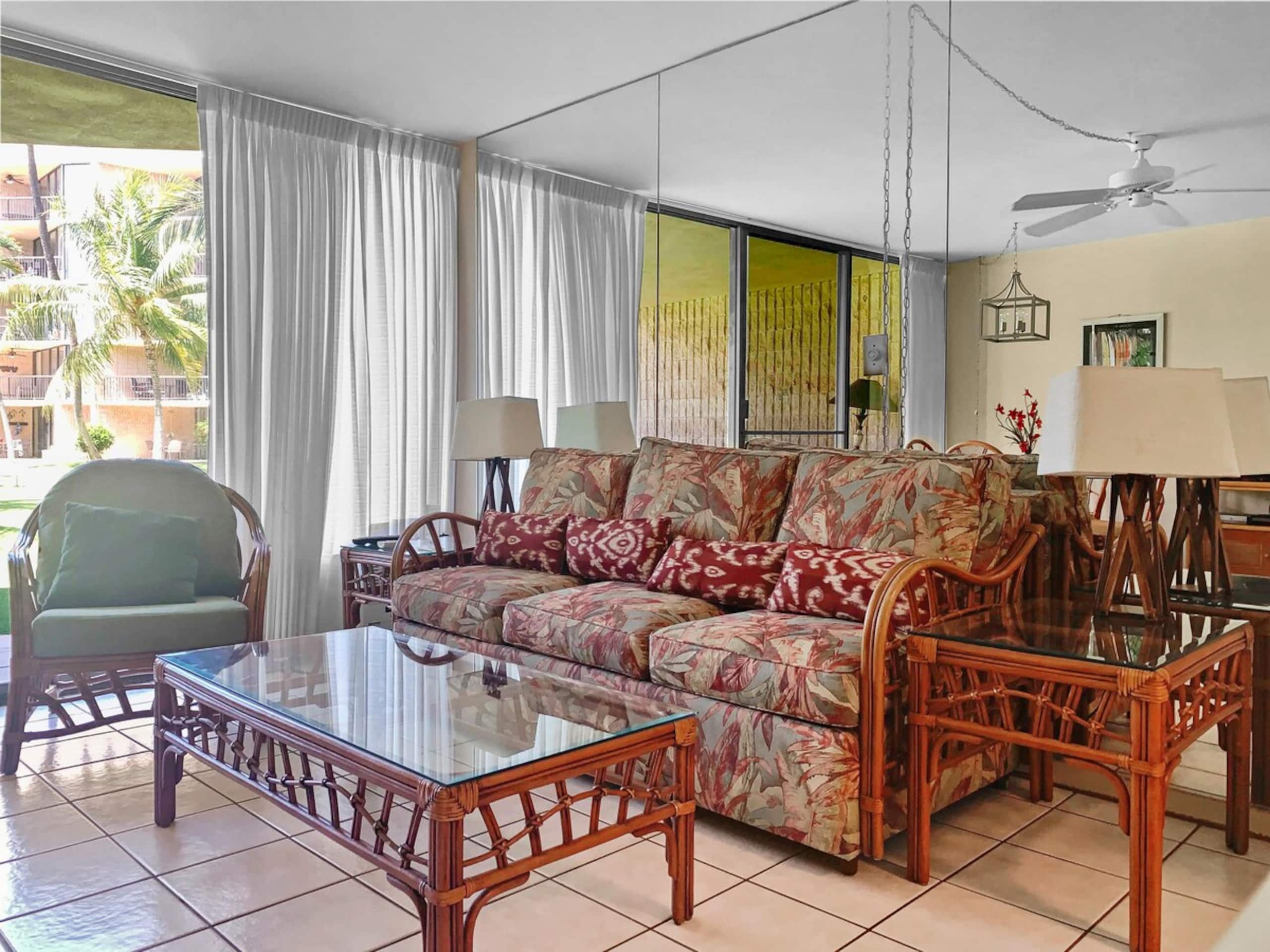Ground Floor Maui Sunset B105 on the oceanfront in - Main photo