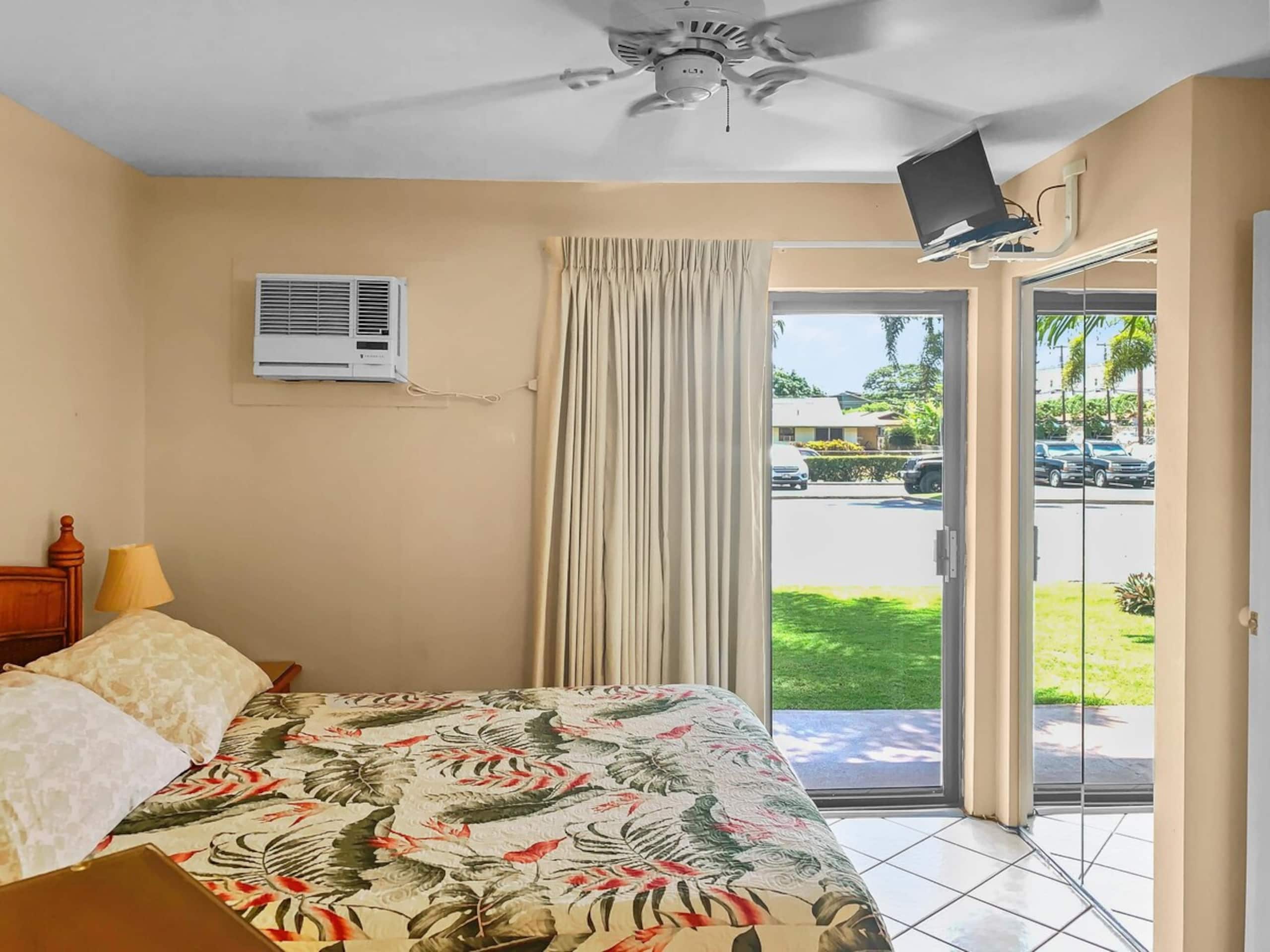 Ground Floor Maui Sunset B105 on the oceanfront in - Photo 16